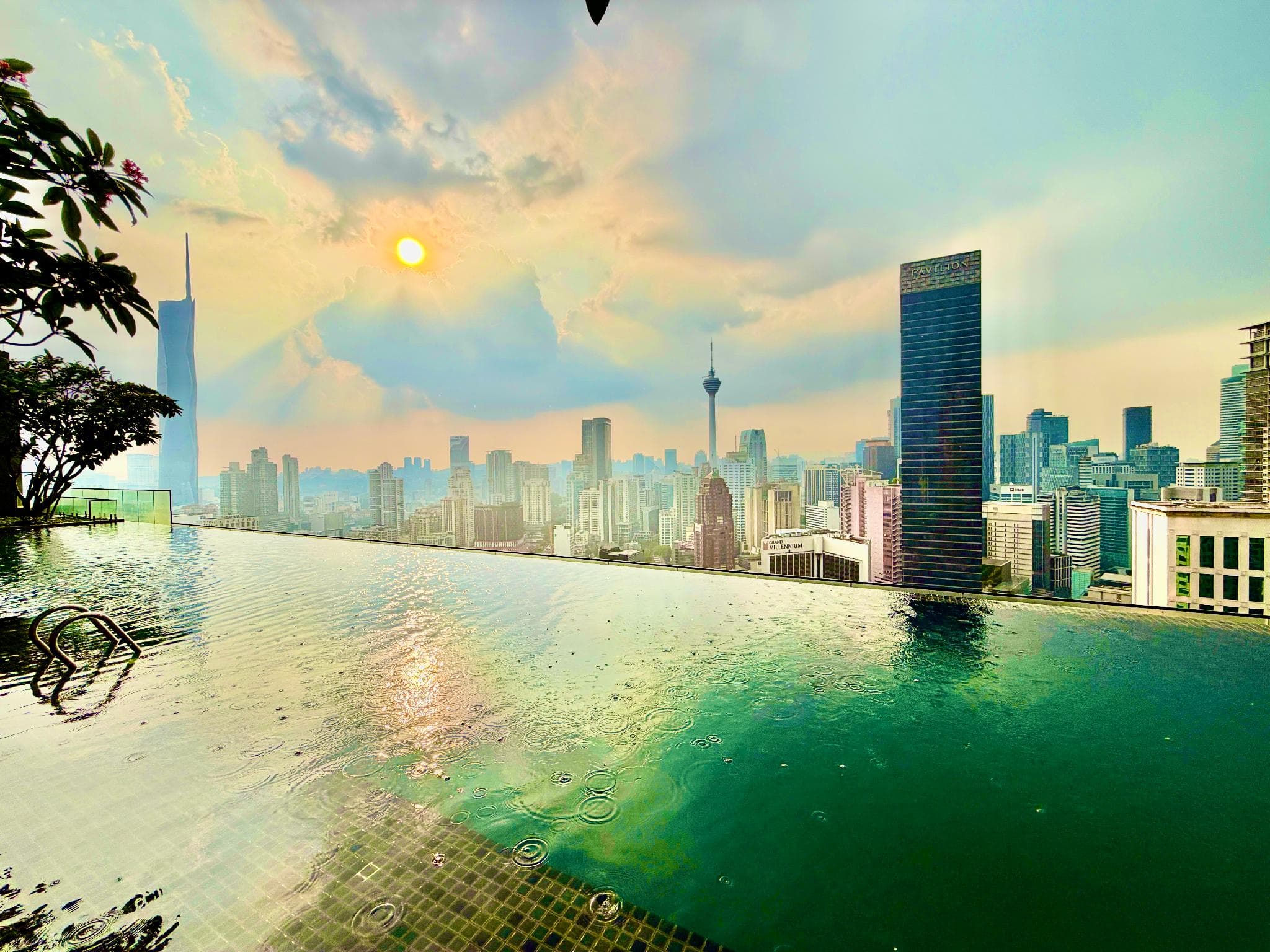 Axon Residences KLCC by Leo