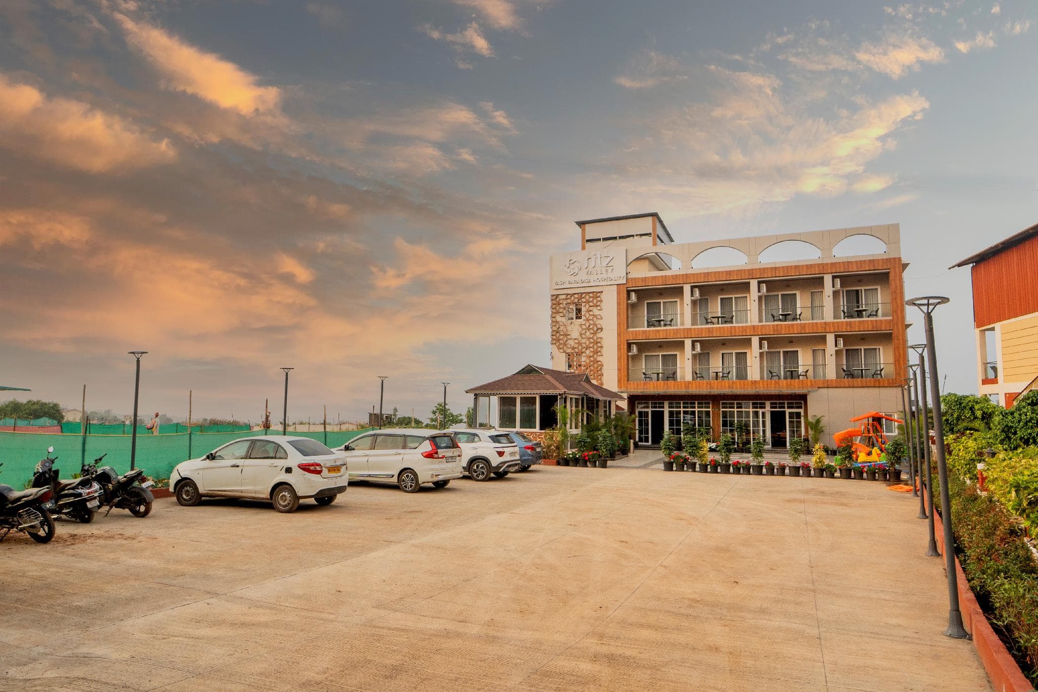 Ritz Valley Resort photo 5