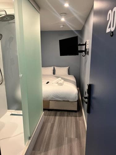 The Hyve Budget Hotel Rotterdam photo 2