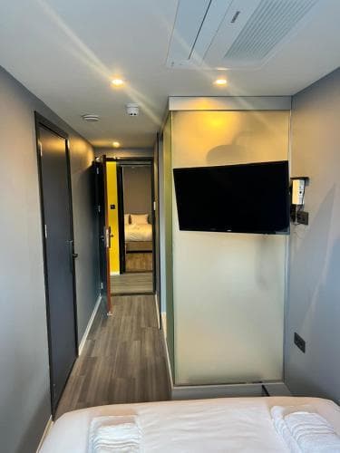 The Hyve Budget Hotel Rotterdam photo 5