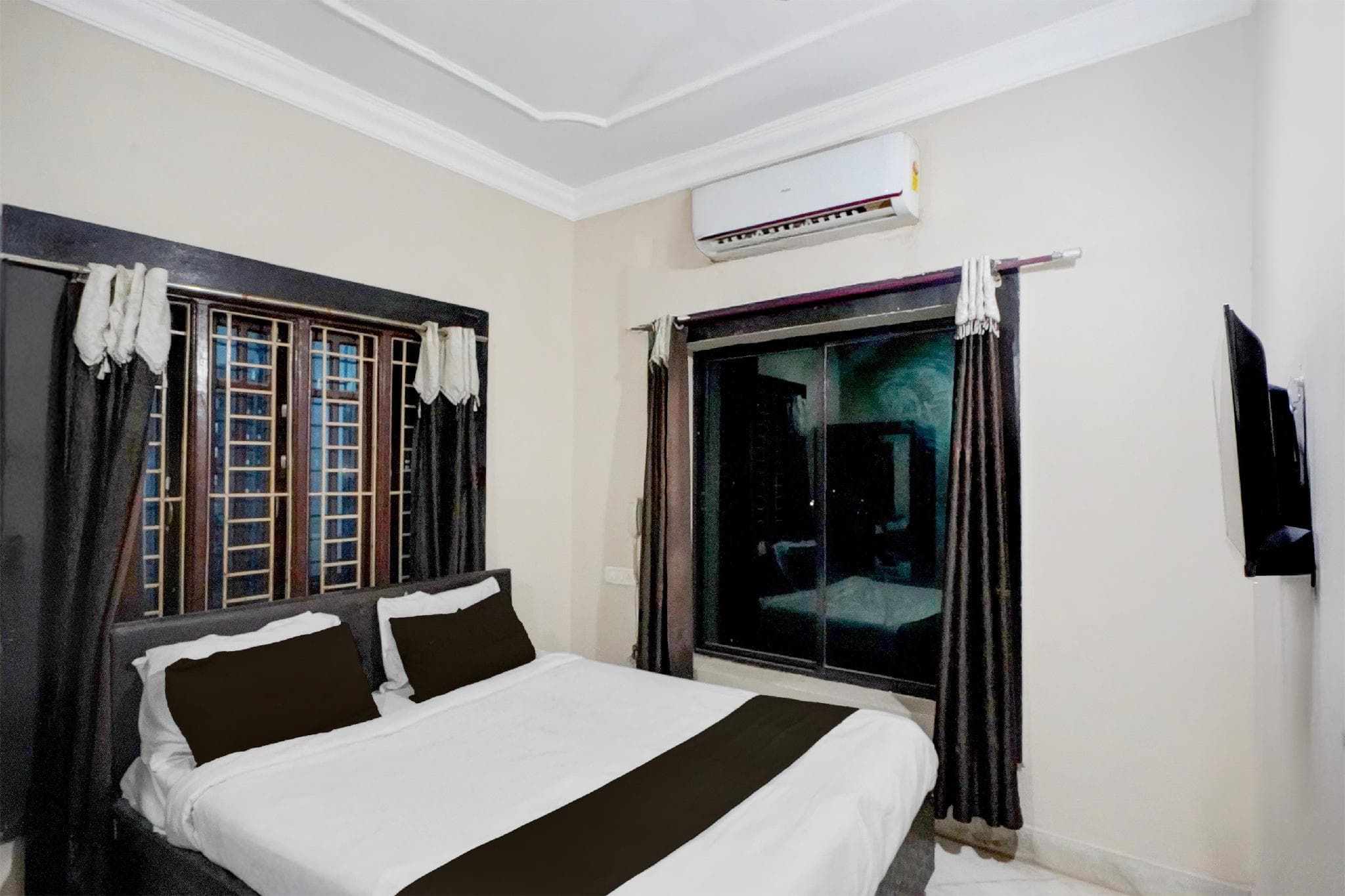 Super Collection O ITER Bhubaneswar Formerly Regal Stays photo 2