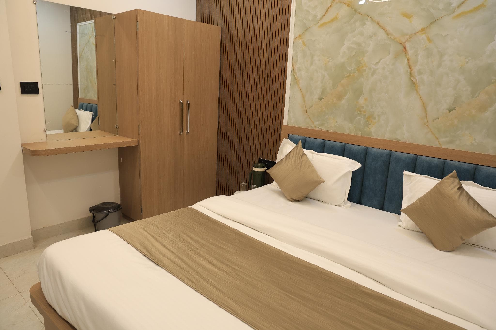 Hotel Krishna Residency photo 2