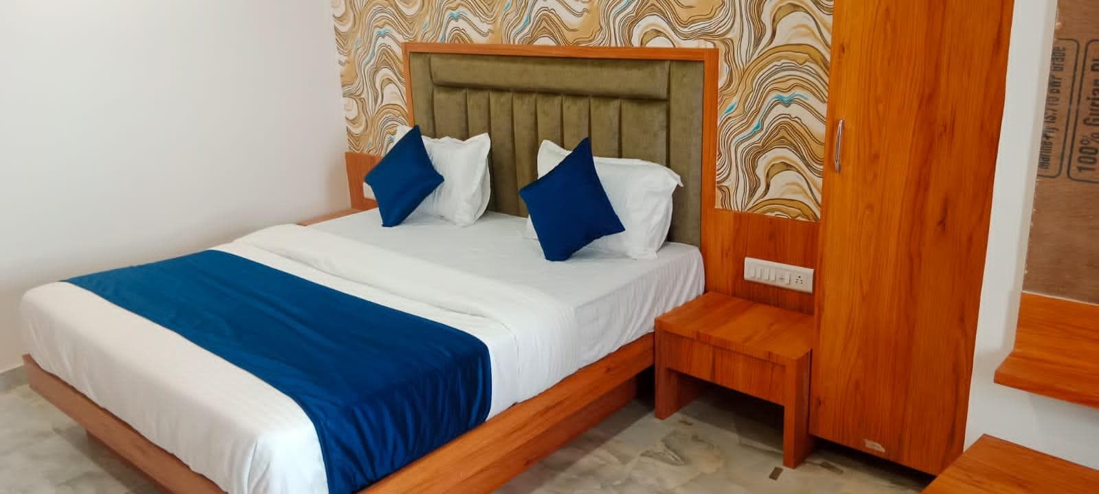 HOTEL NOBEL INN