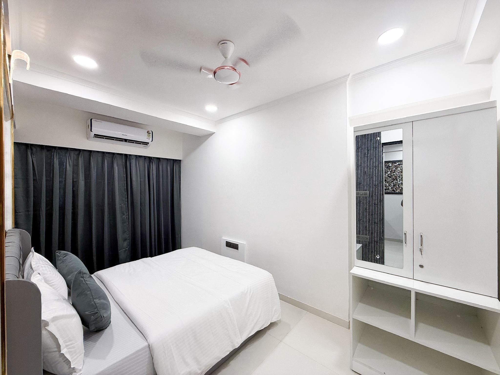 Astha Home The Borivali Suites photo 2