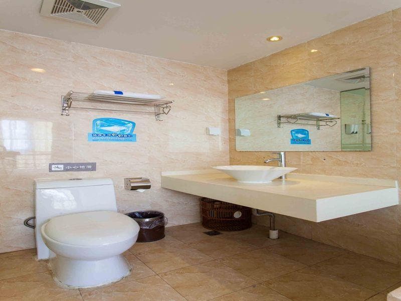 7 Days Inn Qingdao Liaoyang West Road Xinye Plaza Metro Station photo 2
