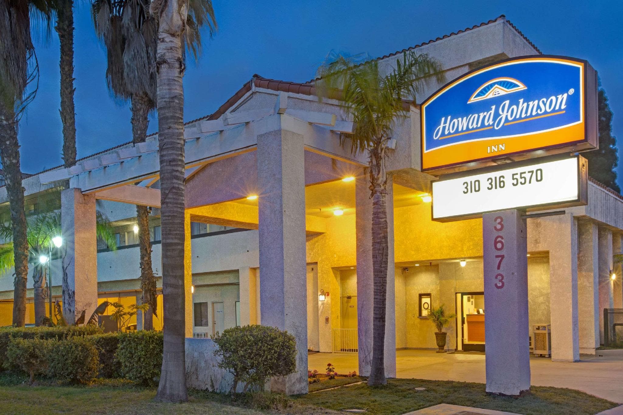 Howard Johnson by Wyndham Torrance photo 4