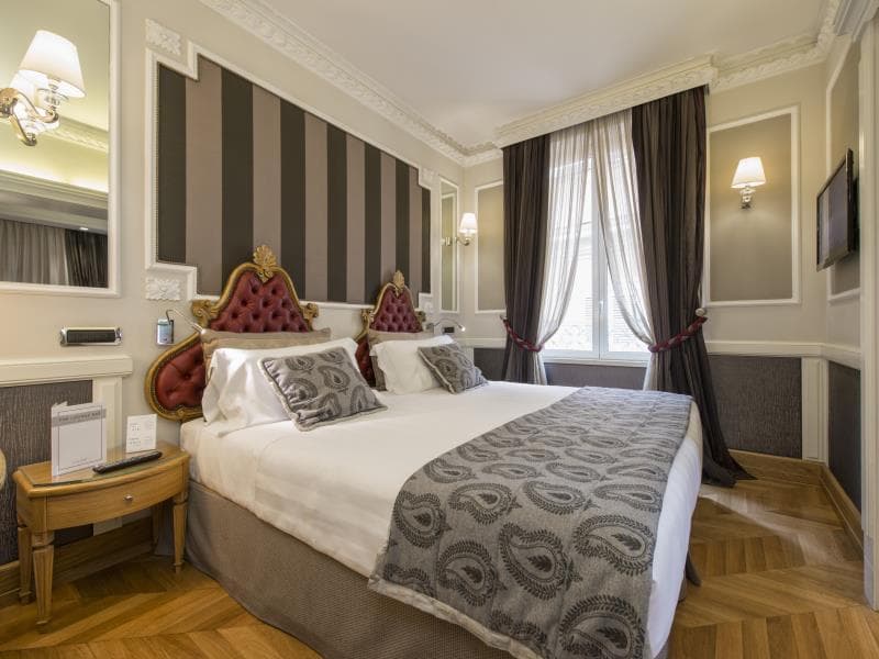 THE BRITANNIA HOTEL photo 2