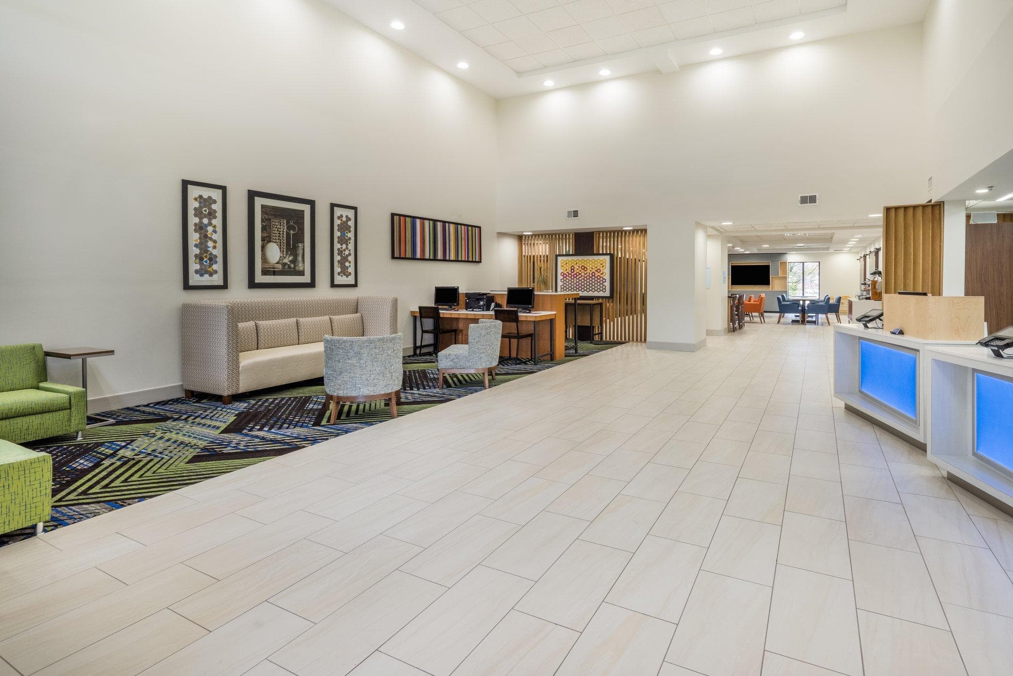 Holiday Inn Express Hotel & Suites Louisville East By IHG photo 5