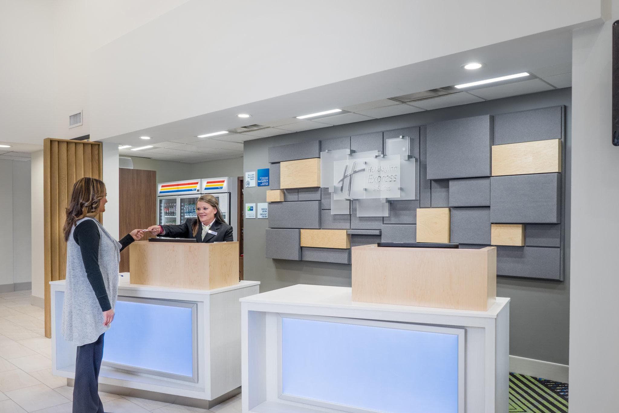 Holiday Inn Express Hotel & Suites Louisville East By IHG photo 3