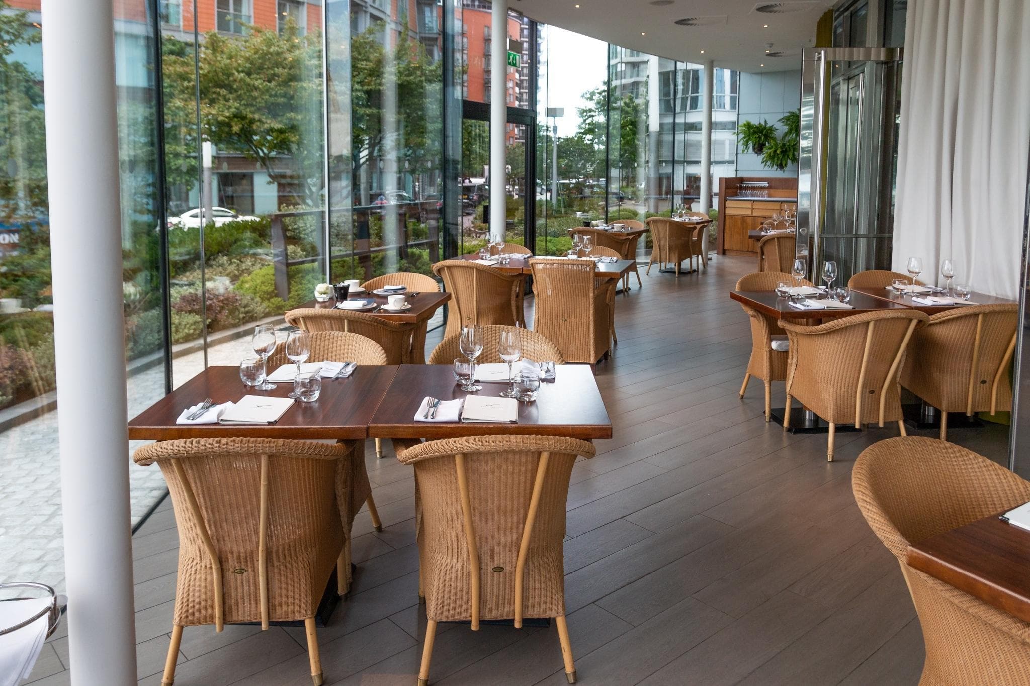 Radisson Blu Hotel, London Canary Wharf East photo 5