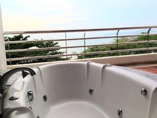 Adriatic Palace Hotel Pattaya photo 2