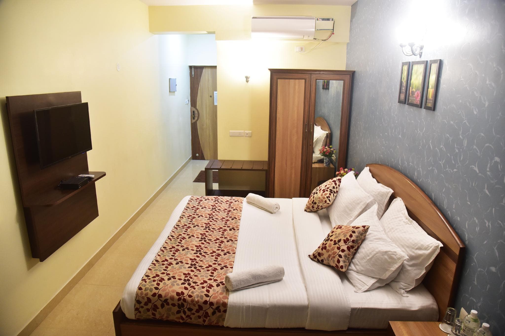 Candolim Grande Resort photo 2