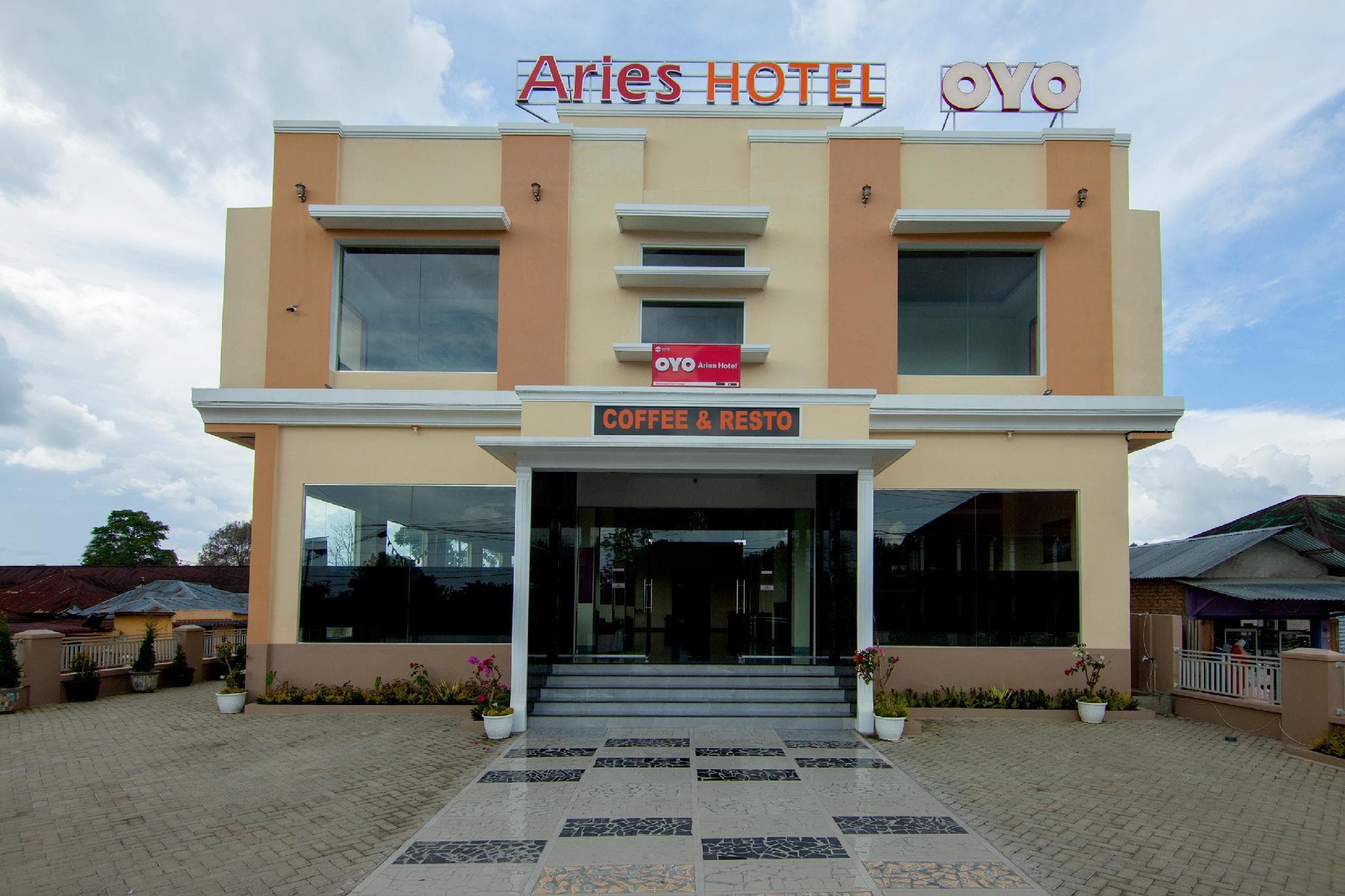 OYO 1819 Aries Hotel photo 5
