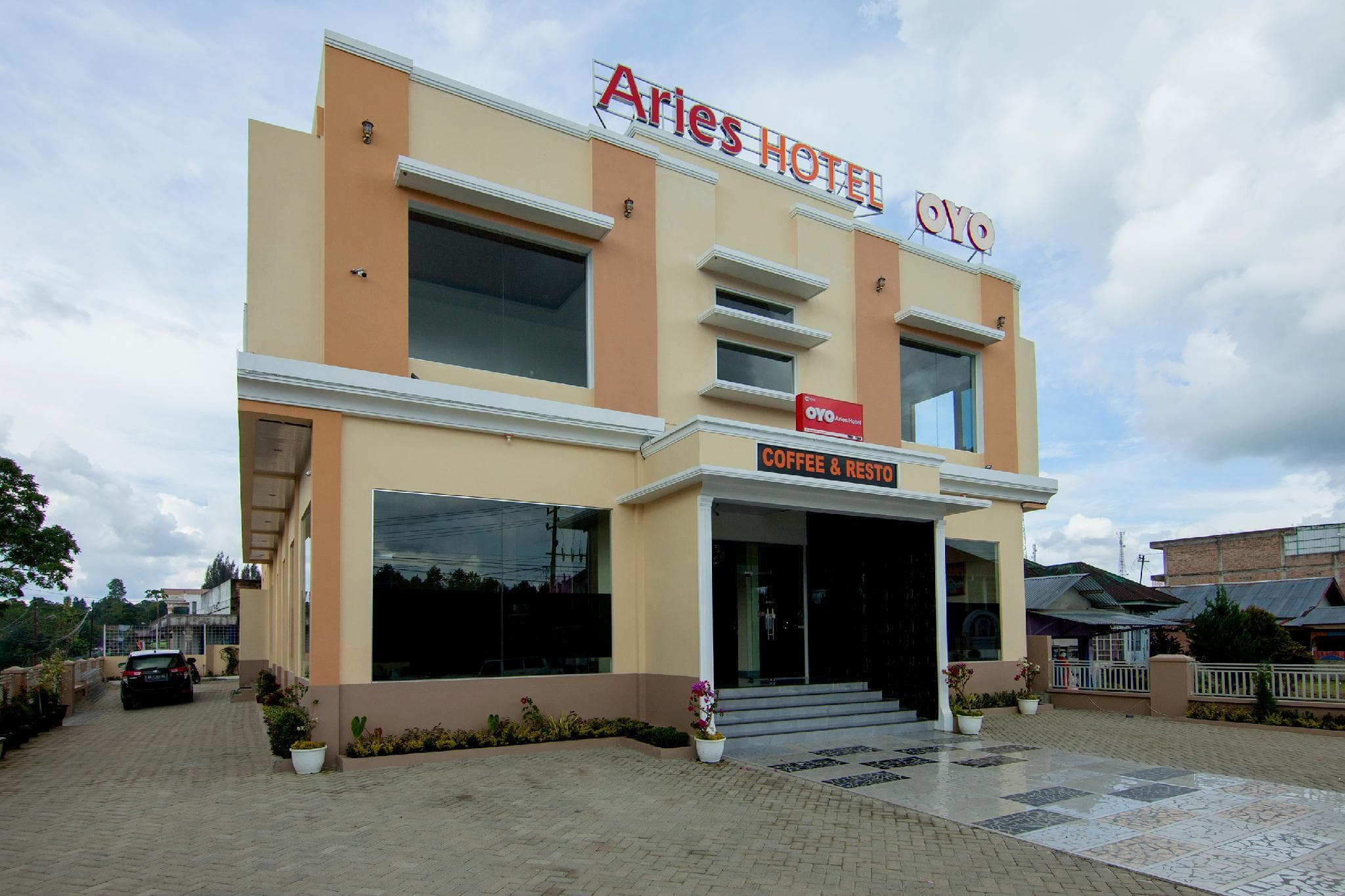 OYO 1819 Aries Hotel photo 3