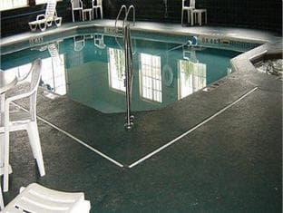 Holiday Inn Express & Suites Ashtabula-Geneva By IHG photo 4