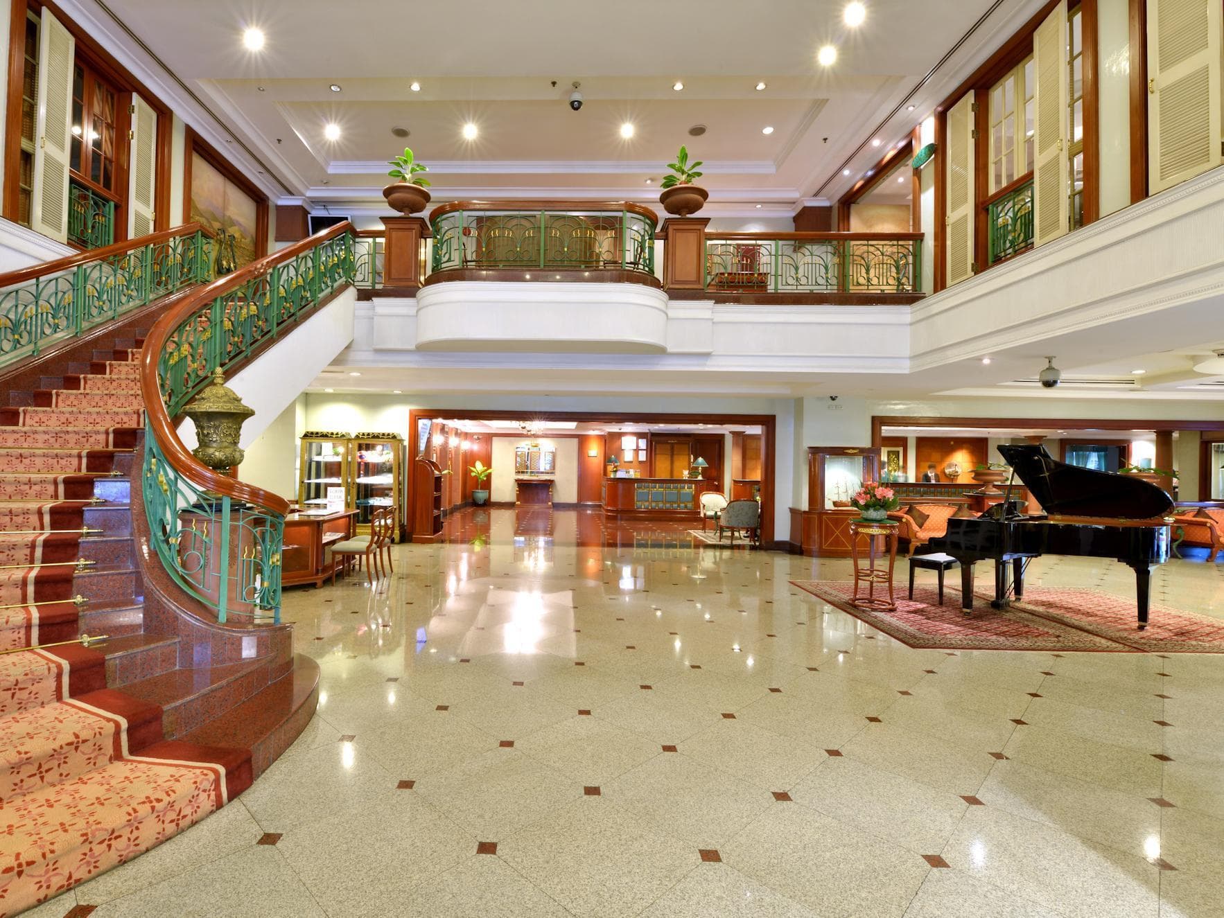 Evergreen Laurel Hotel photo 4