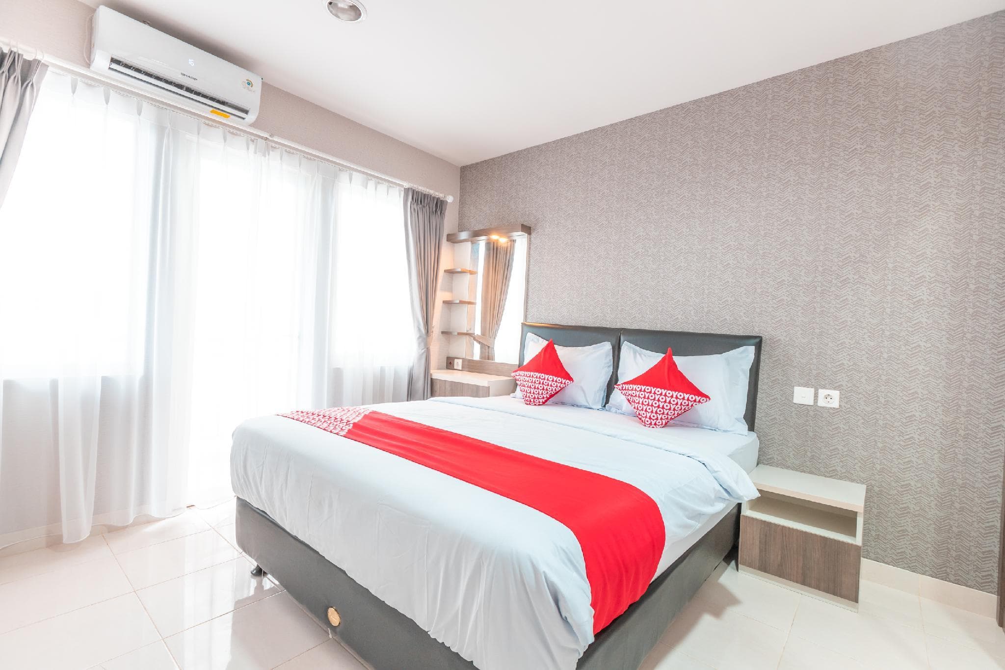 Hotel O Apartement Sentul Tower photo 2