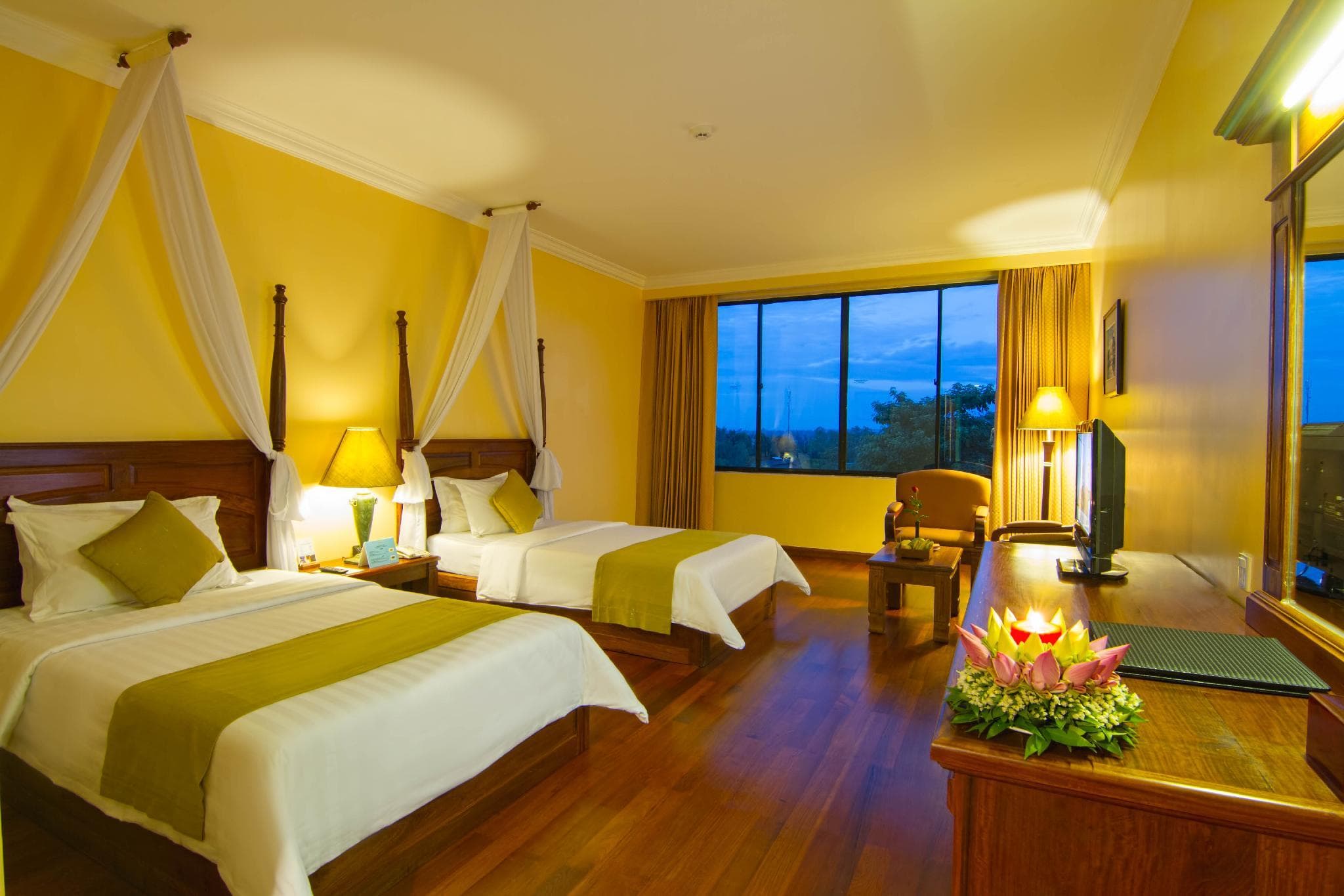 Pacific Hotel & Spa photo 2