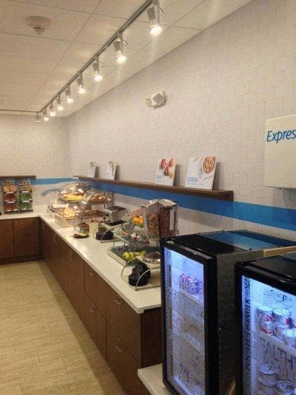 Holiday Inn Express & Suites Louisville Downtown By IHG