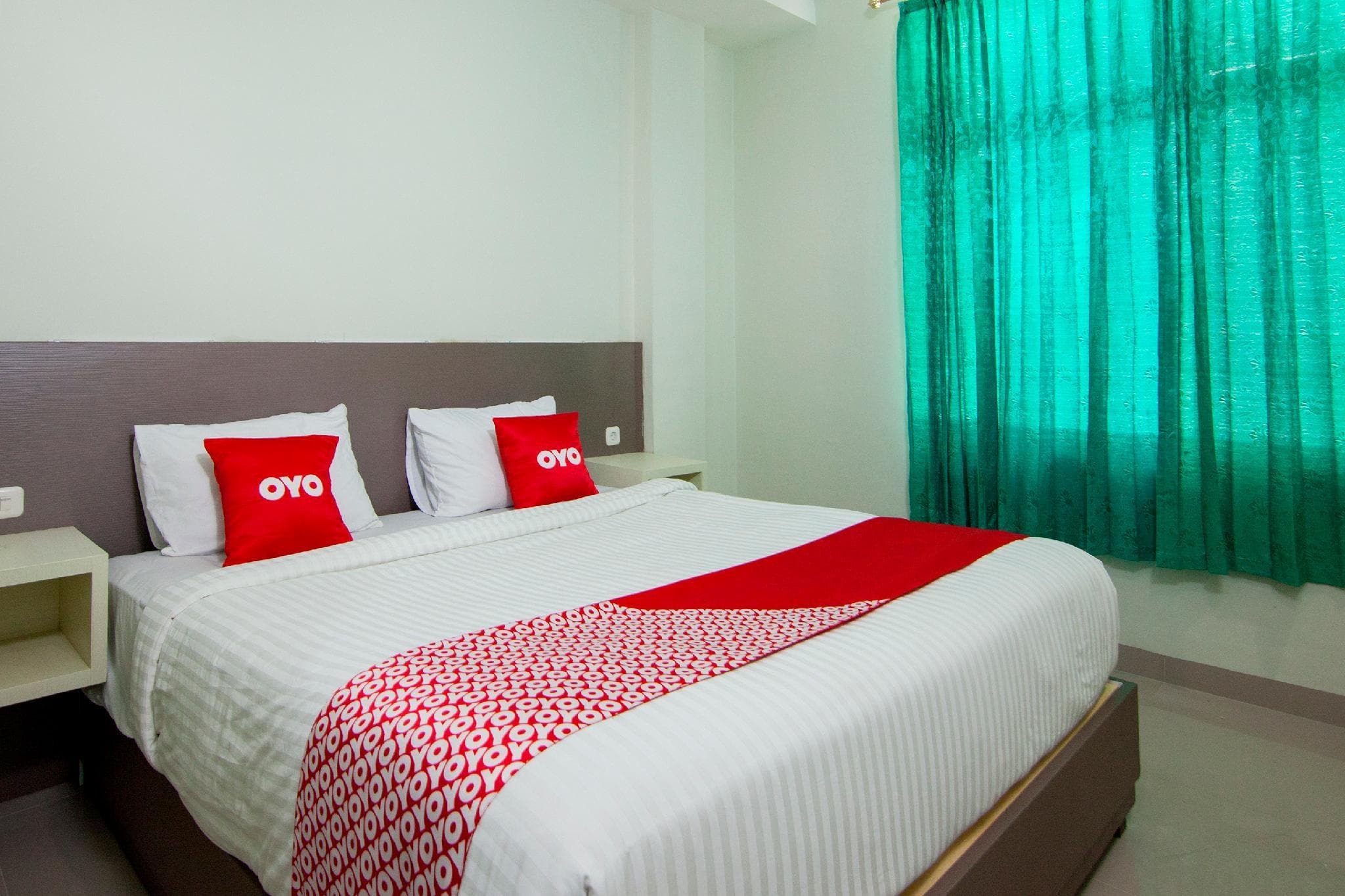 OYO 2382 Wisata Hotel