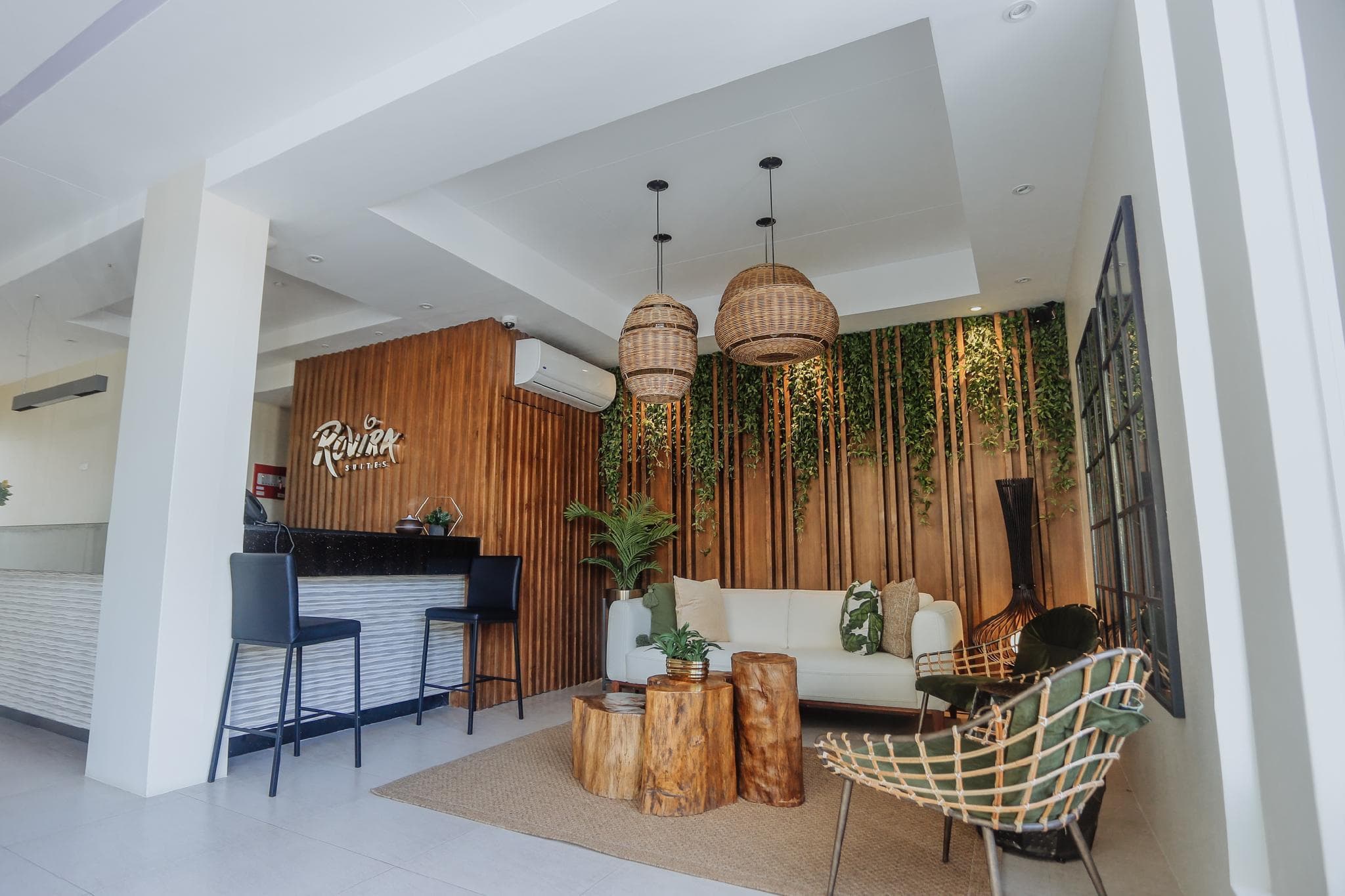 Rovira Suites photo 3