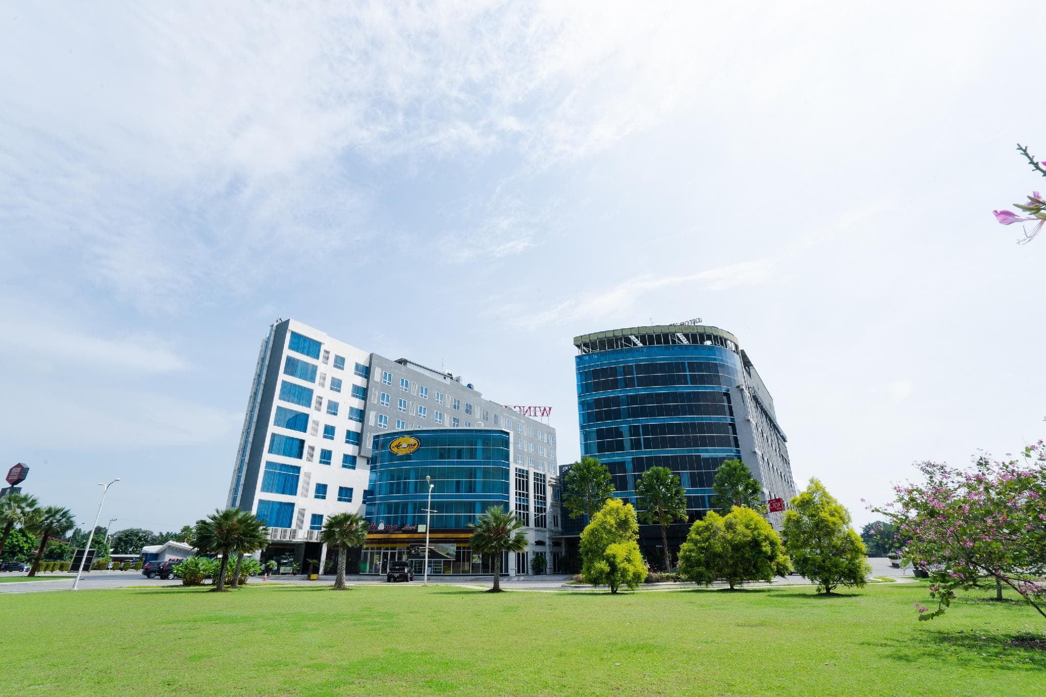 The Crew Hotel Kualanamu International Airport photo 3