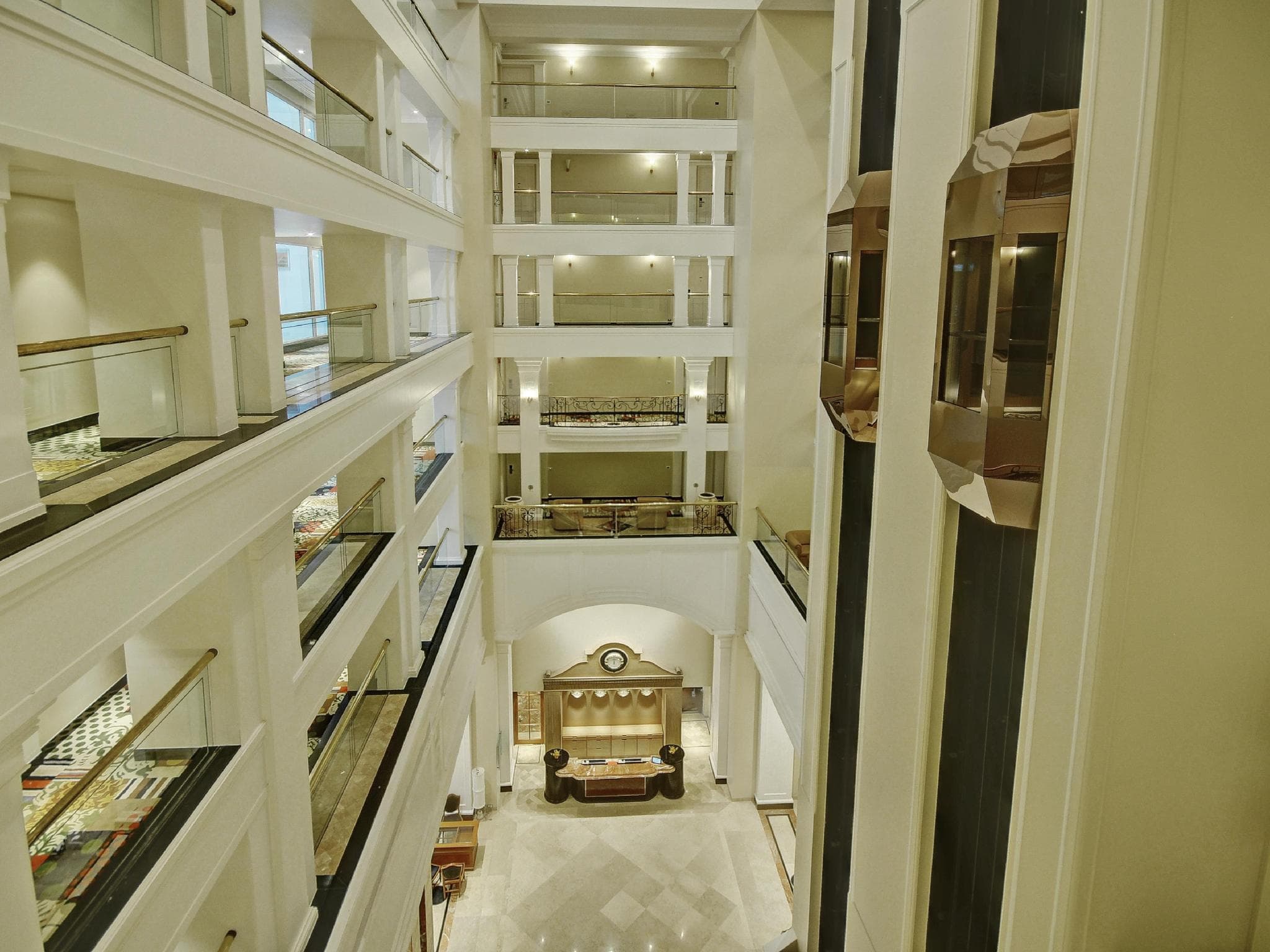 Lemon Tree Premier, The Atrium, Ahmedabad photo 3