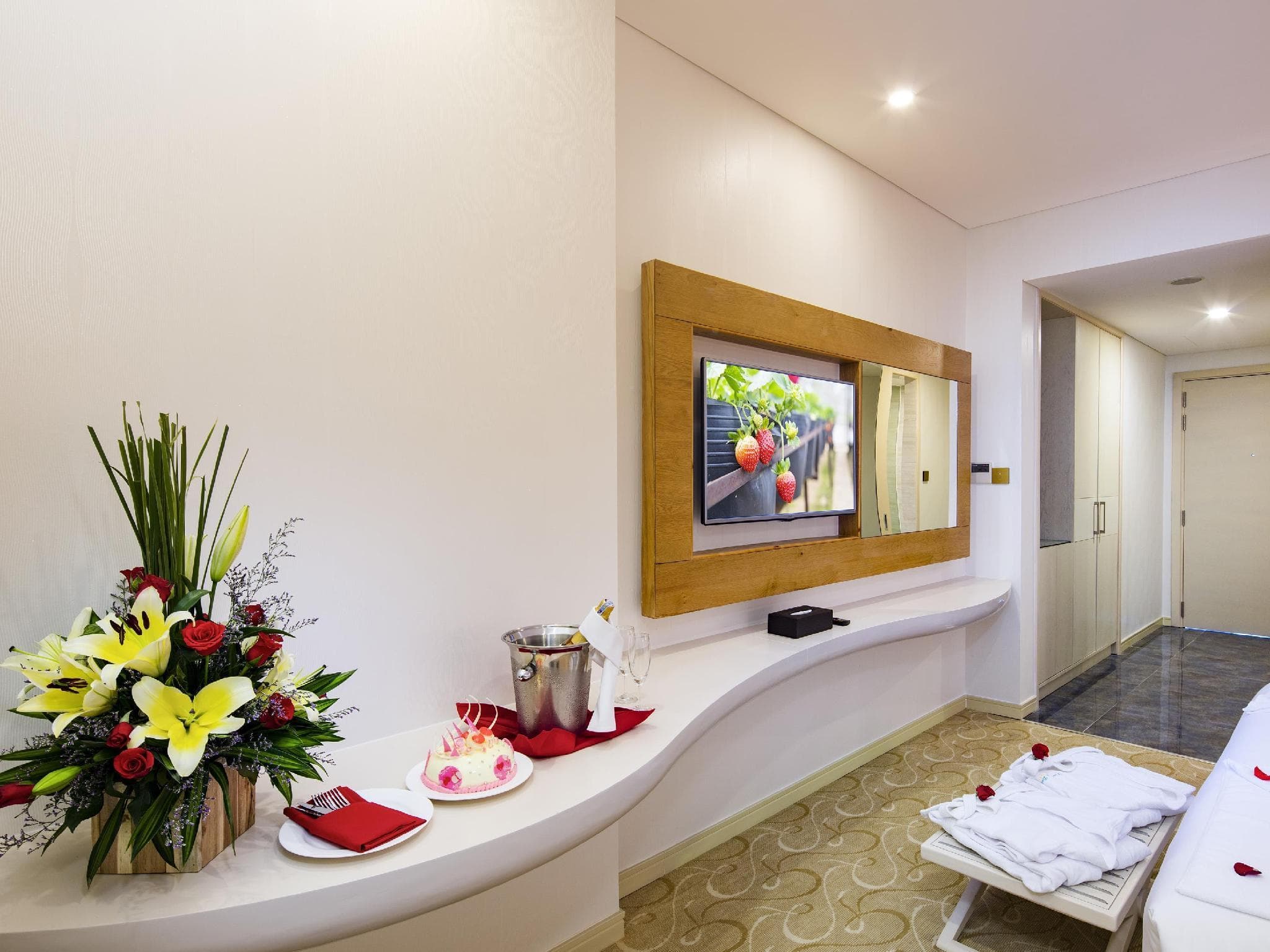 Diamond Bay Hotel photo 2