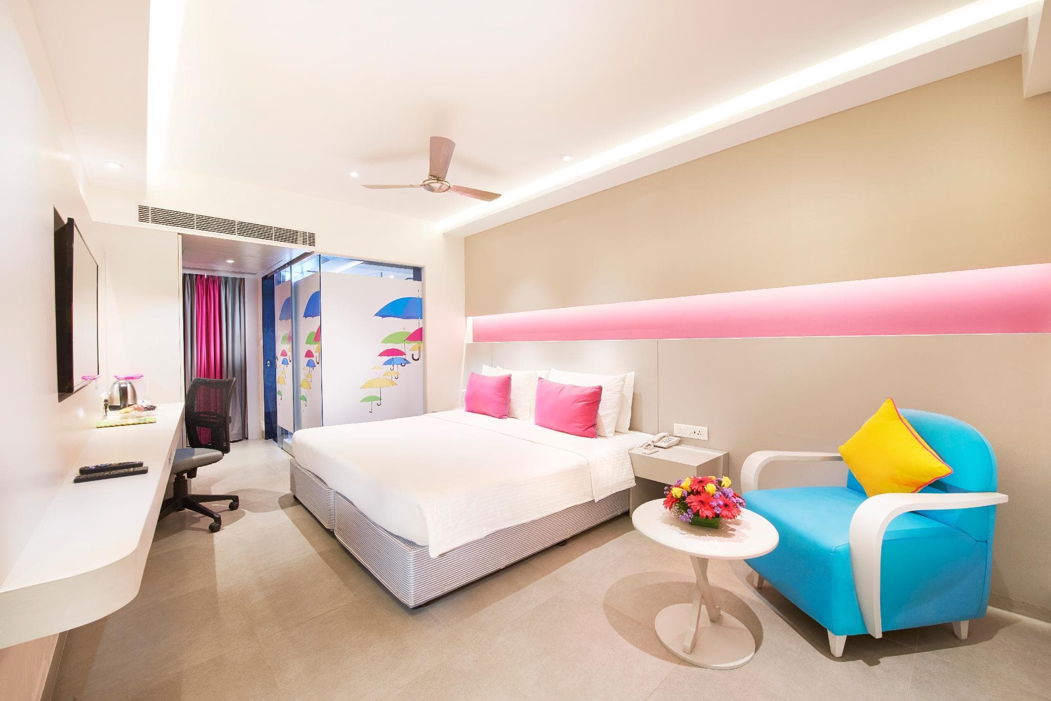 ZIBE Luxe Hyderabad by GRT Hotels photo 2