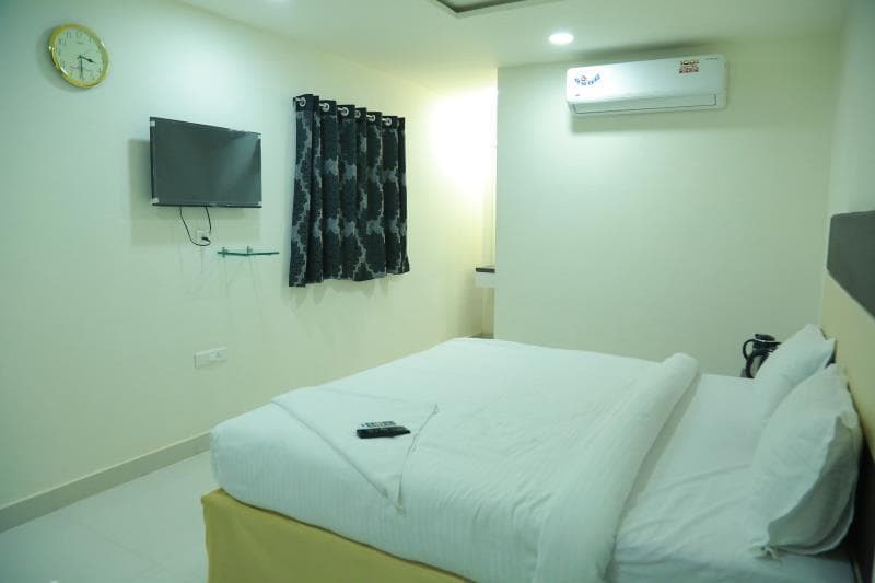 Hotel Swagath Grand Jillelaguda. photo 5