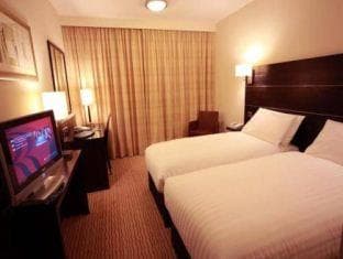 DoubleTree by Hilton London Heathrow Airport photo 2