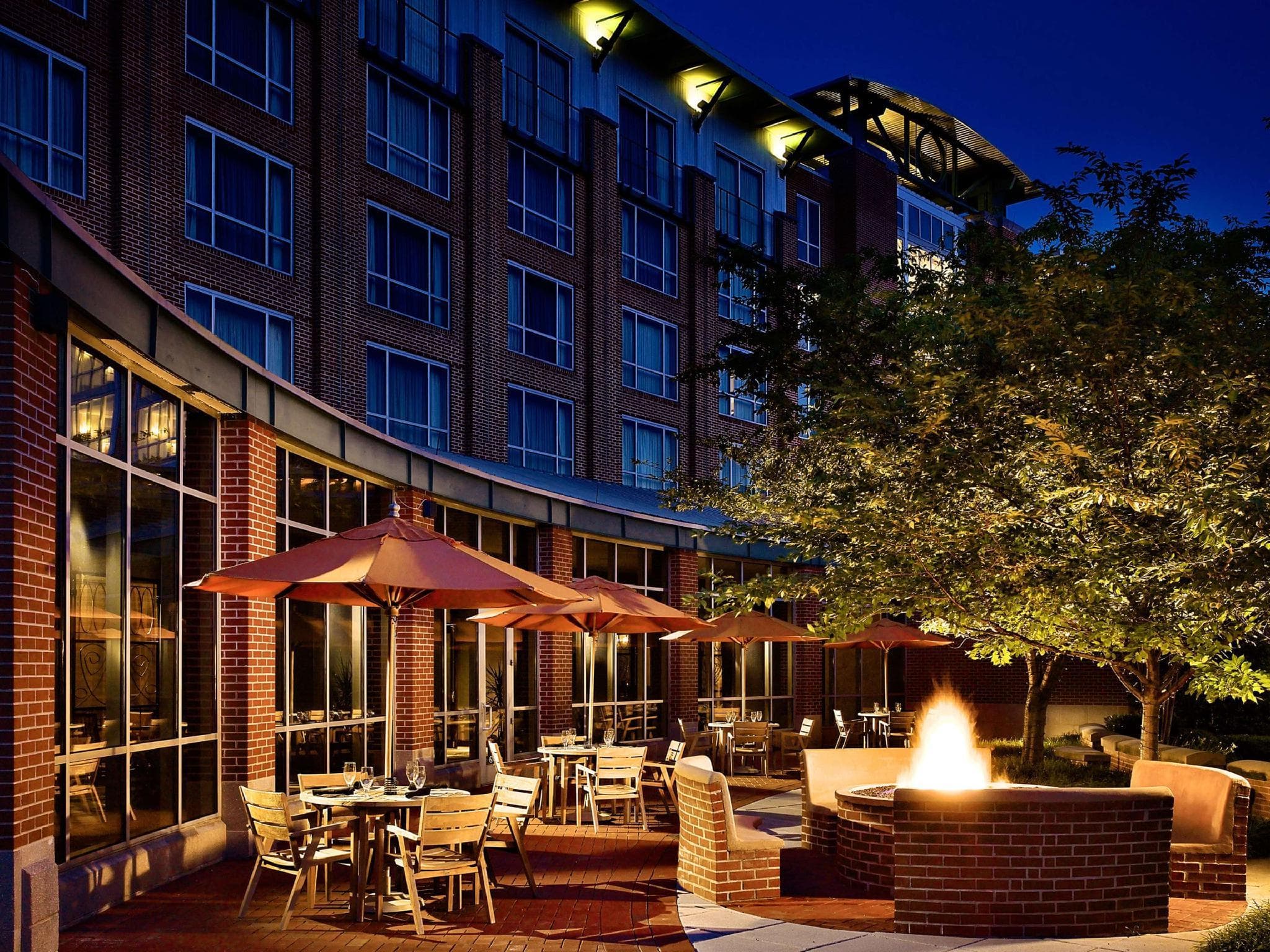 The Chattanoogan Hotel, Curio Collection by Hilton photo 4