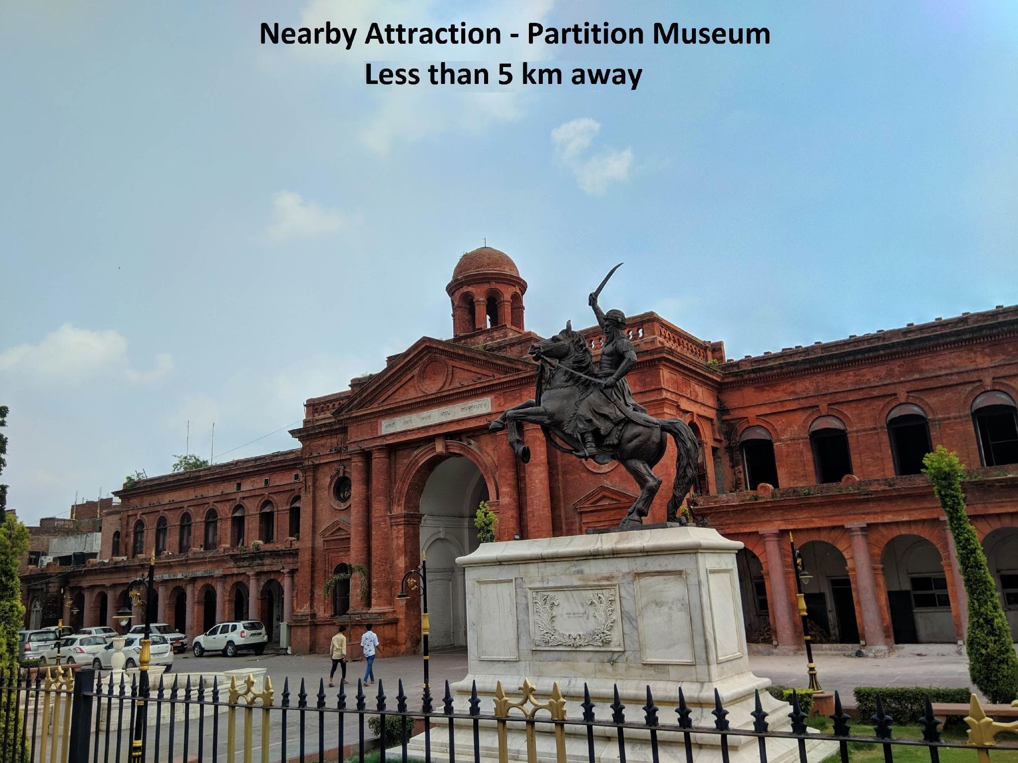 Super OYO Royal Taj Home Stay photo 3
