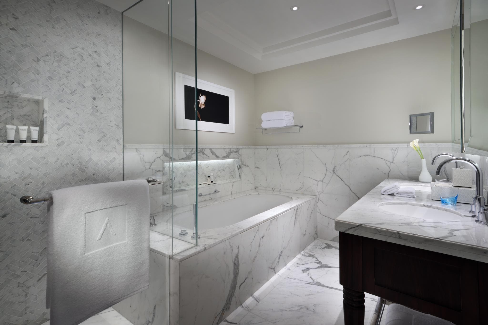 Kempinski The Boulevard Dubai photo 4