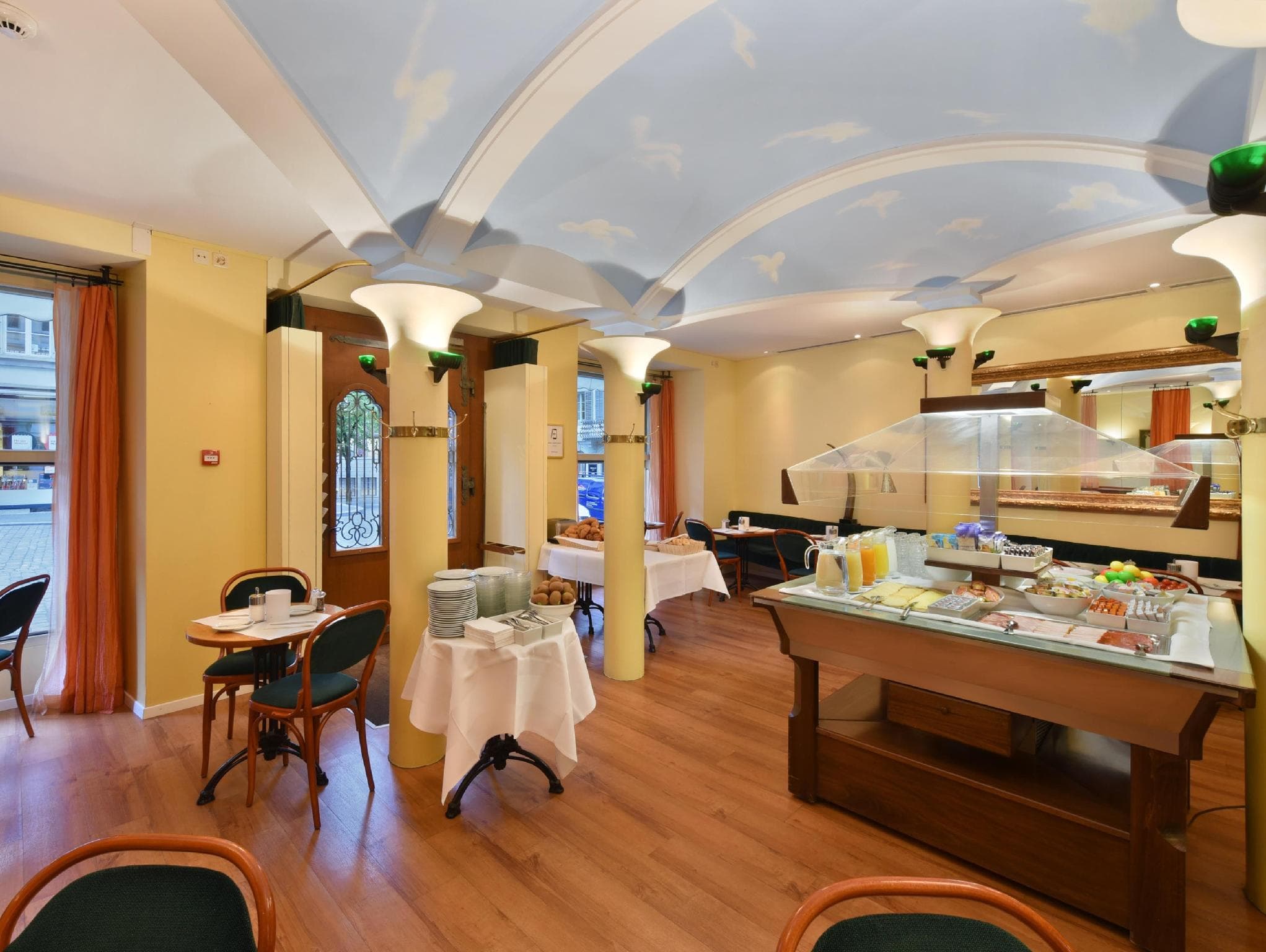 Altstadt Hotel Krone photo 4