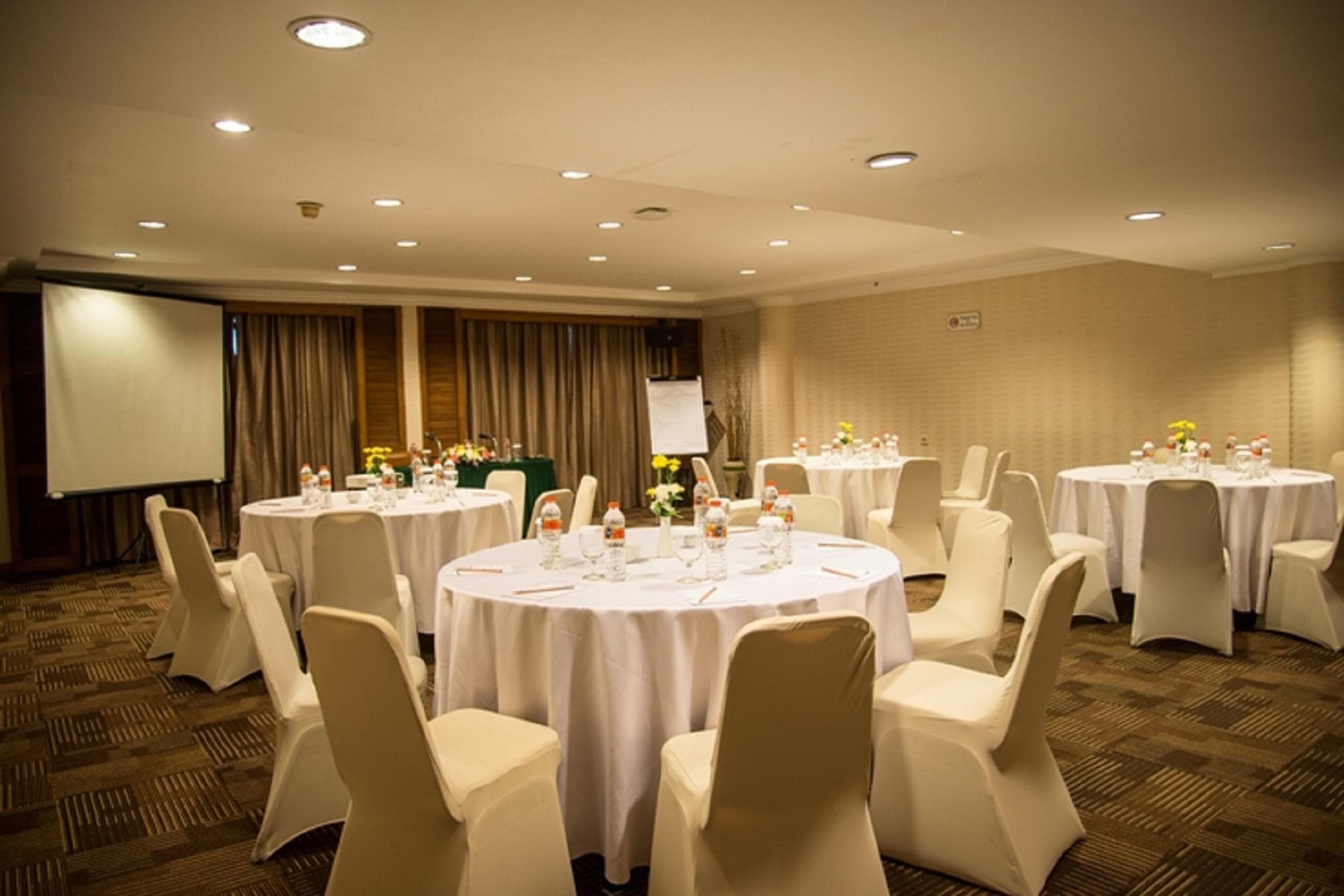 Grand Diamond Hotel Yogyakarta photo 3