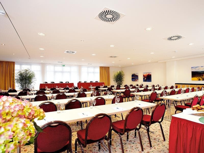 Holiday Inn Nürnberg City Centre By IHG photo 4