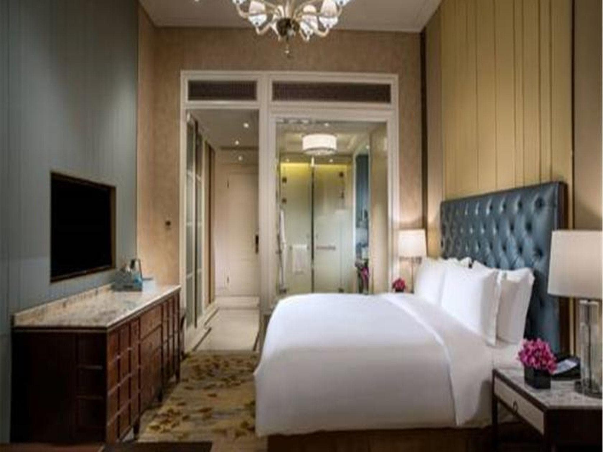Sofitel Shanghai Hongqiao photo 2