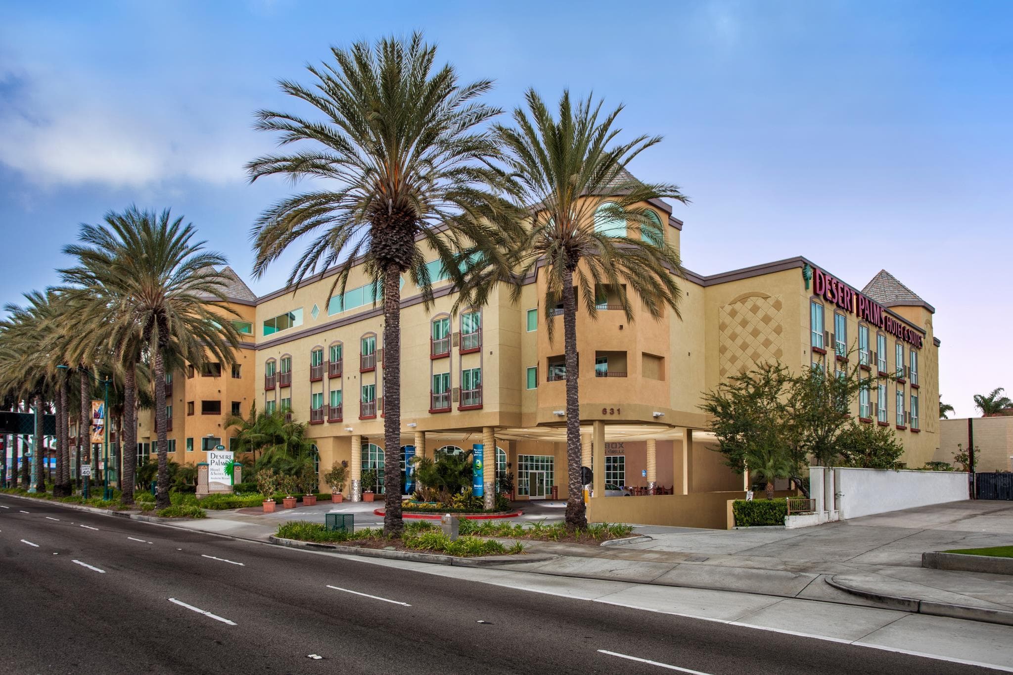 Desert Palms Hotel & Suites photo 4