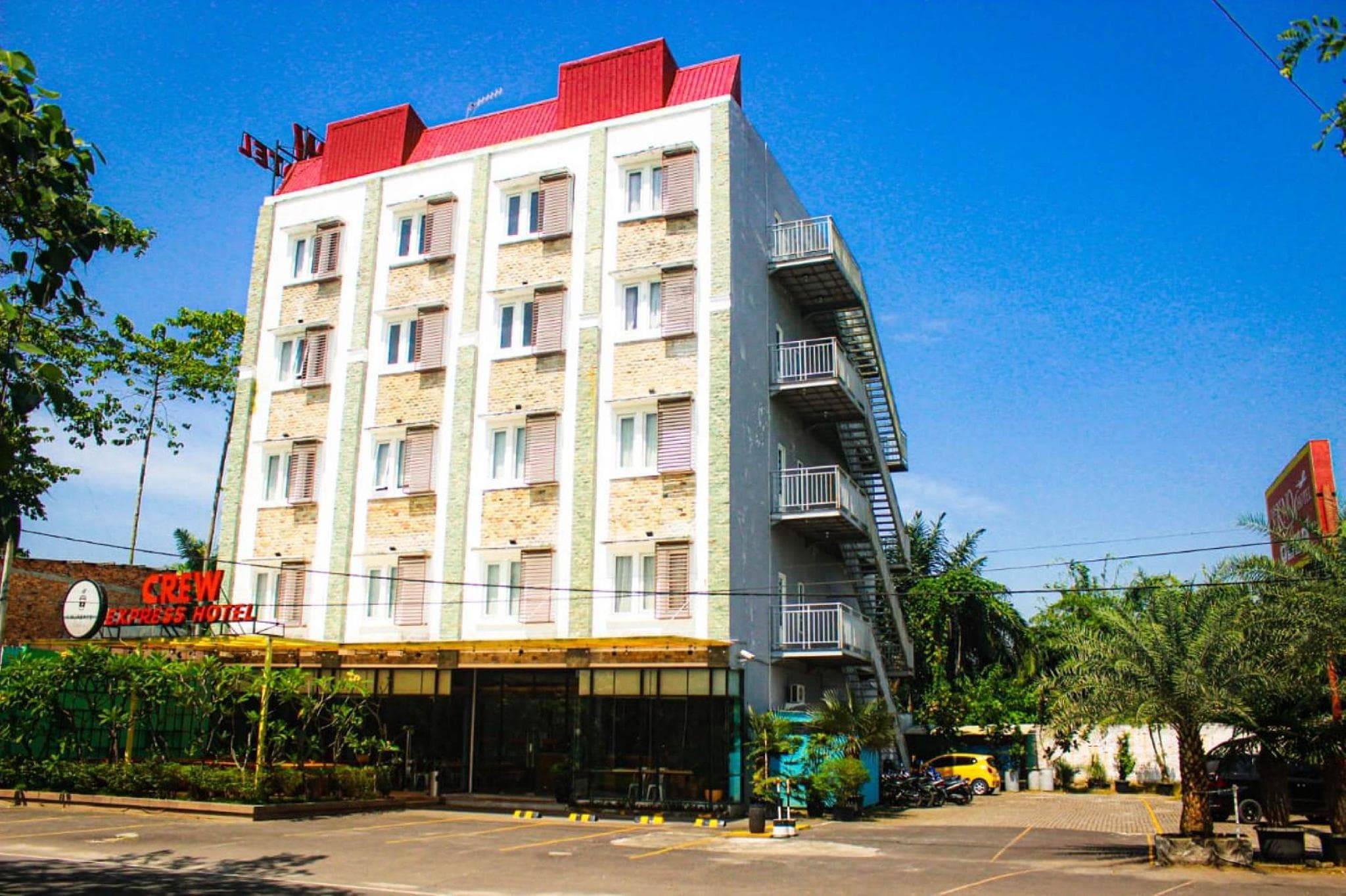 CREW EXPRESS Hotel photo 5