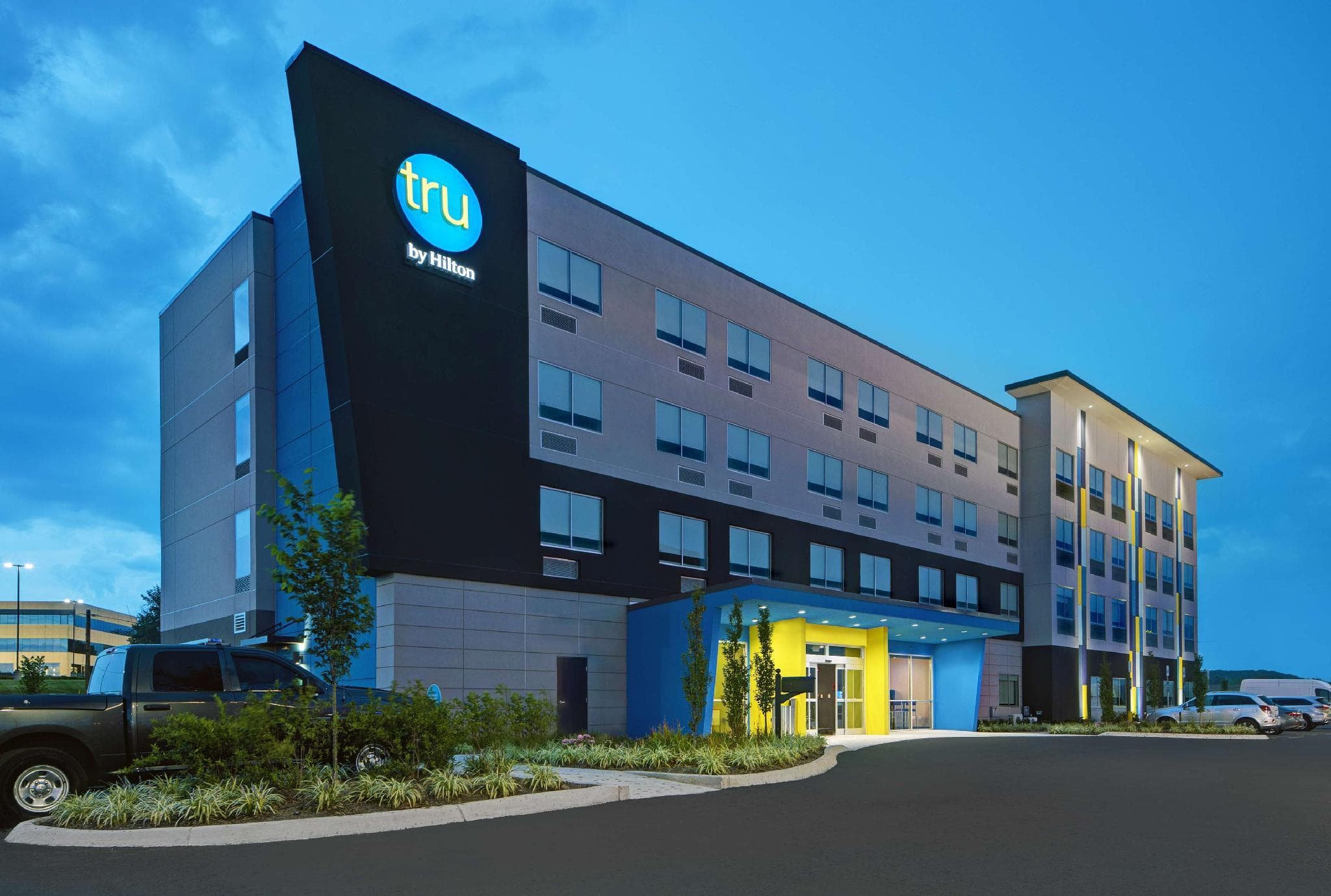 Tru by Hilton Knoxville West Turkey Creek photo 3