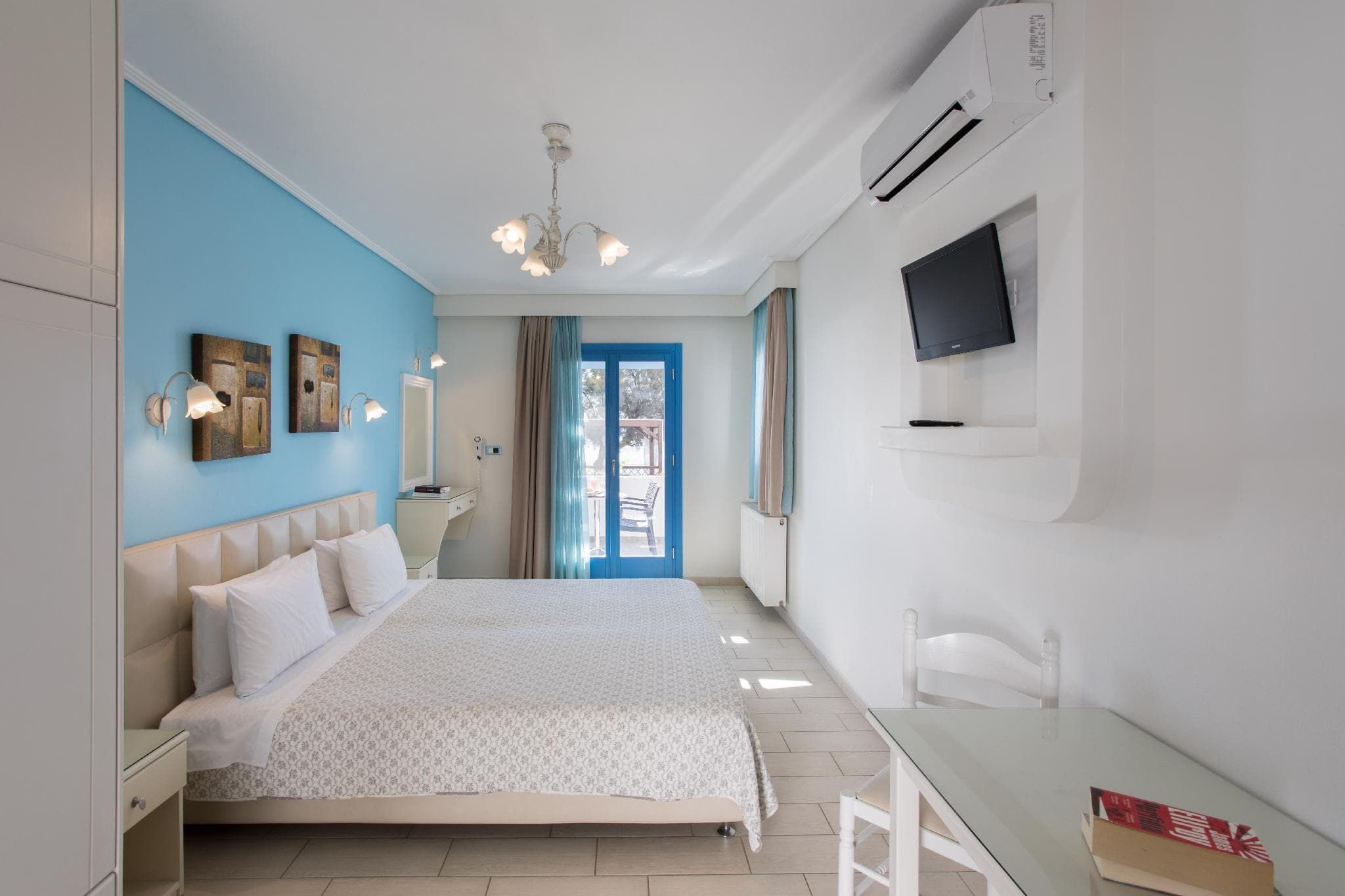 Liana Beach Hotel & Spa photo 2