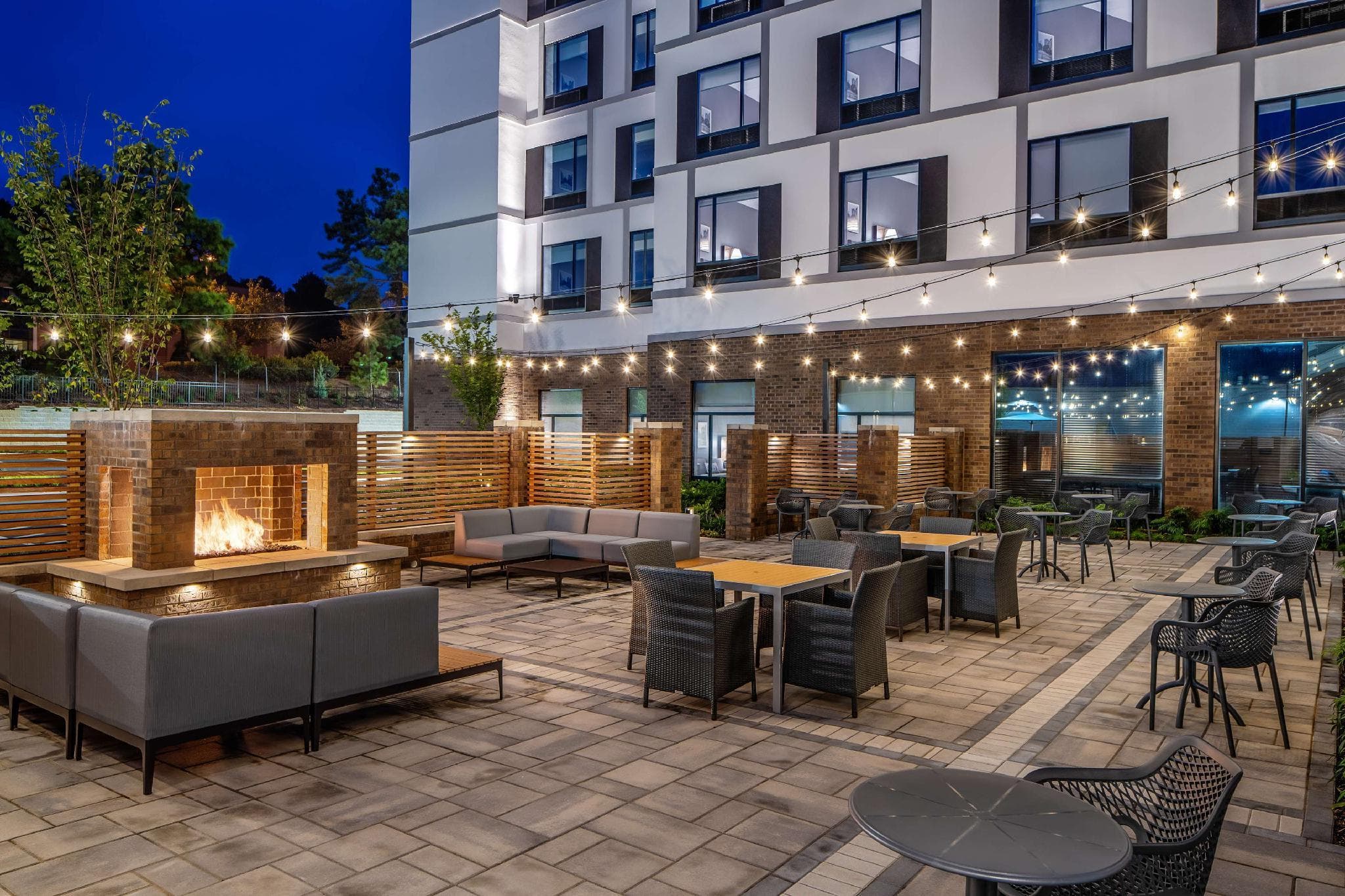 Hampton Inn & Suites by Hilton Raleigh Midtown photo 3