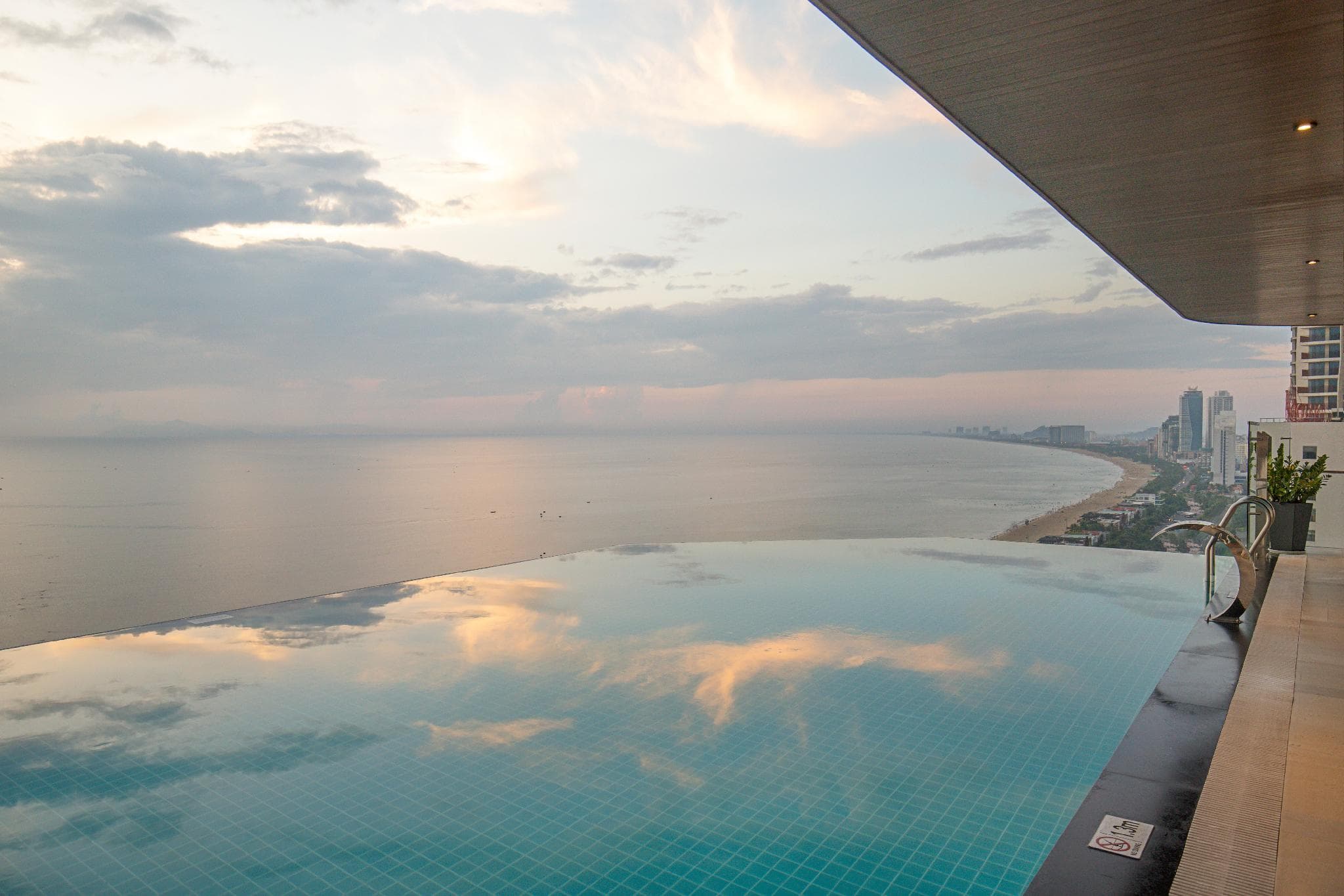 Radisson Hotel Danang photo 5