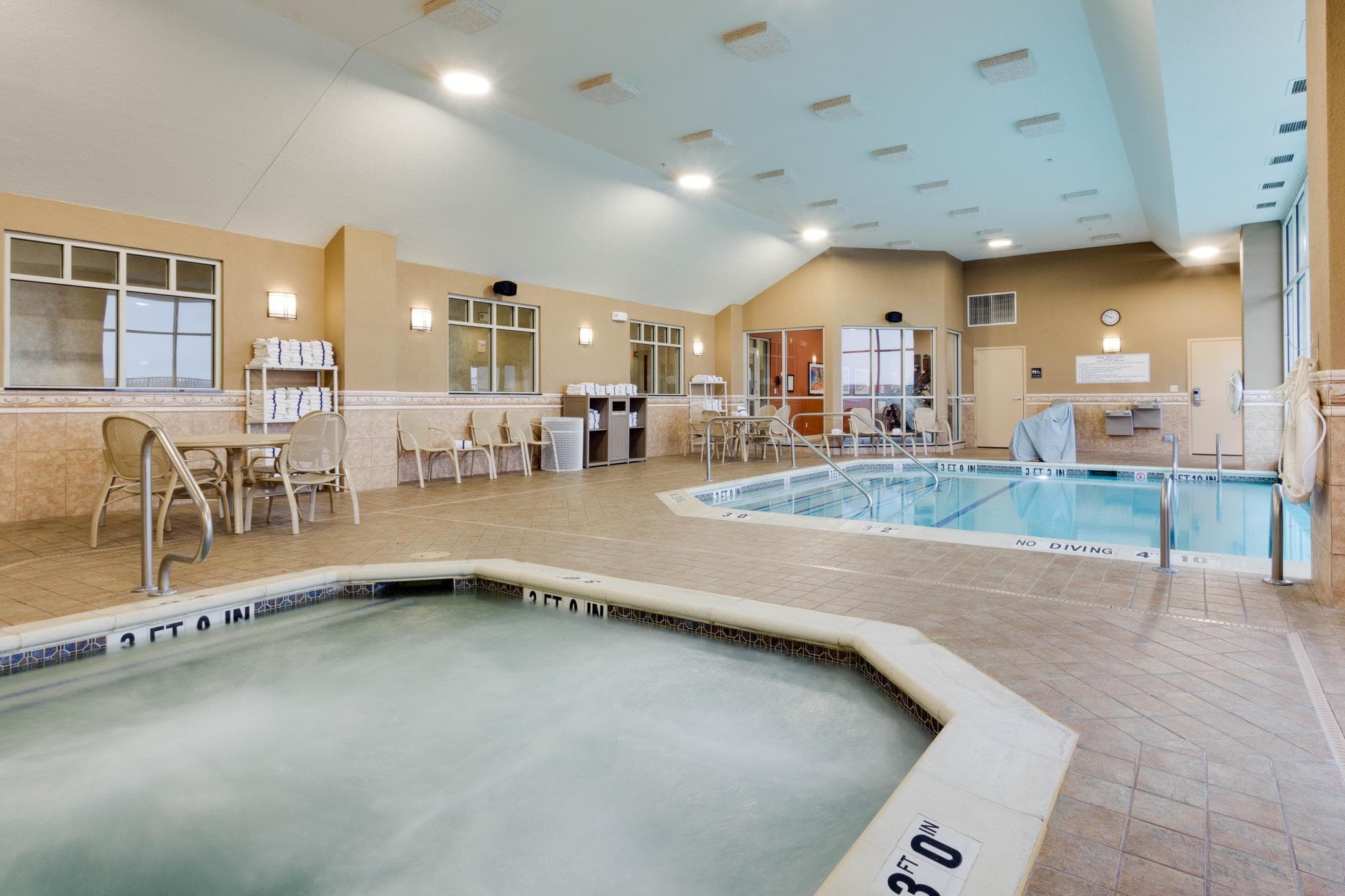 Drury Inn & Suites St. Louis O'Fallon photo 5