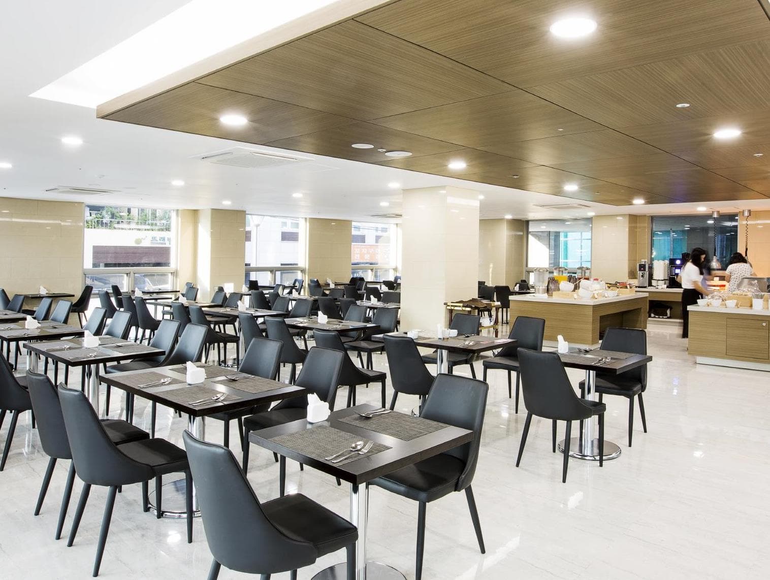 Ramada Jeju Cityhall photo 5