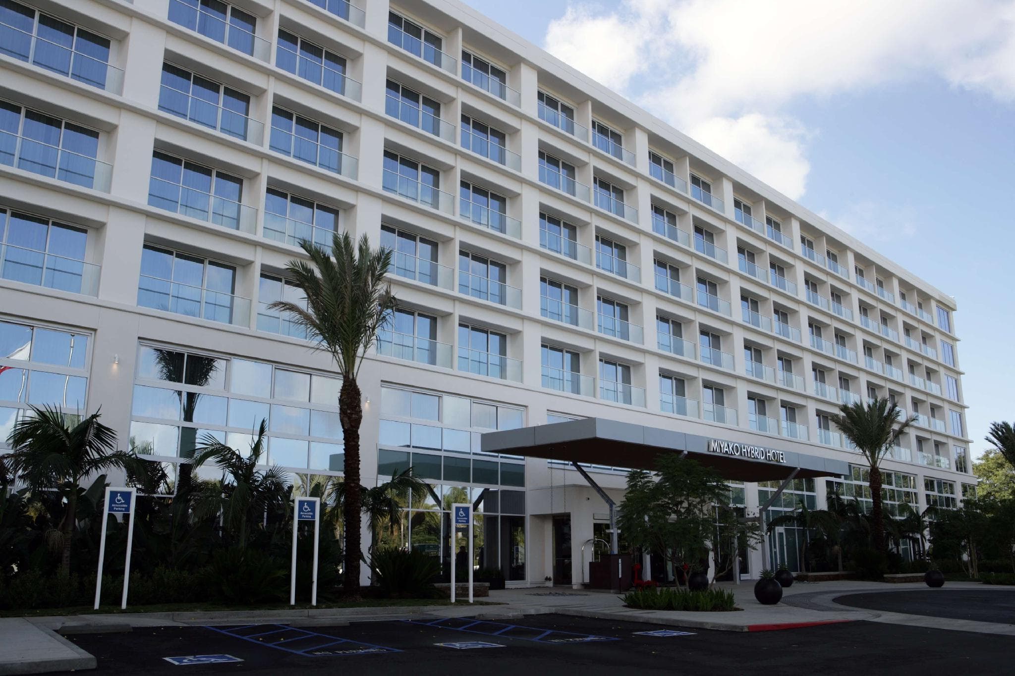 Miyako Hybrid Hotel photo 4