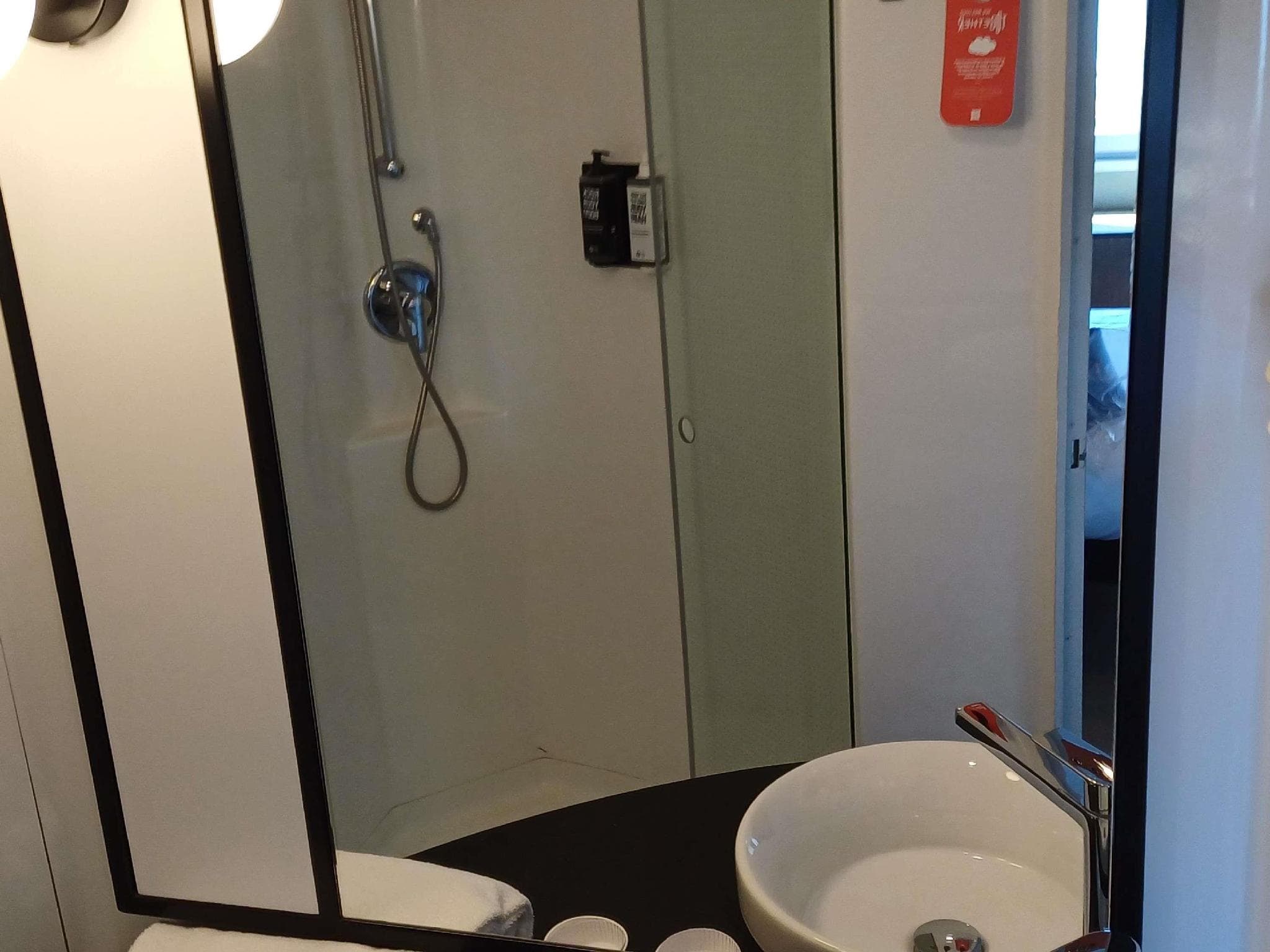 ibis Alicante photo 2