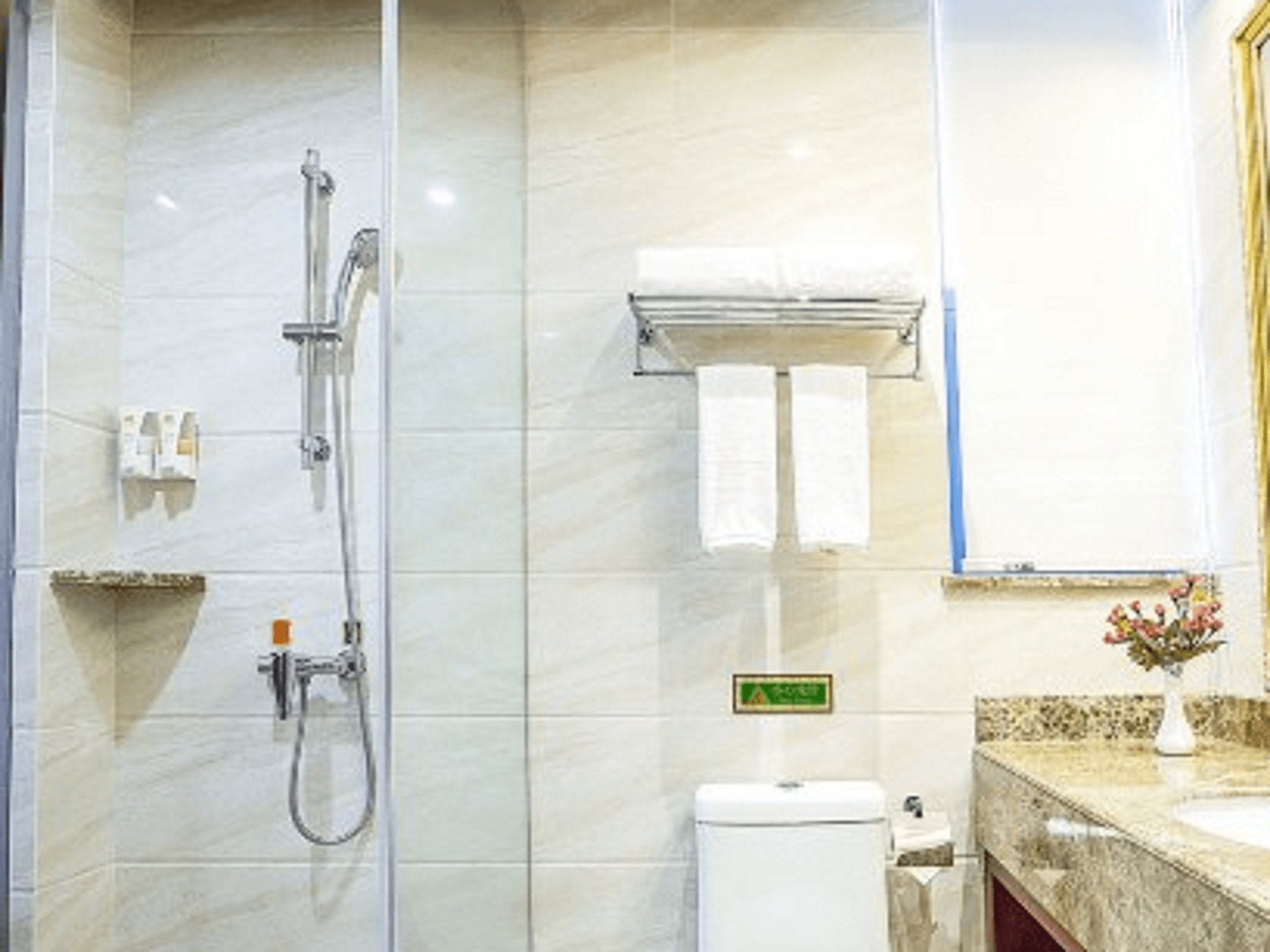 Vienna Hotel Guiyang Jiaxiulou Jichang Road photo 3