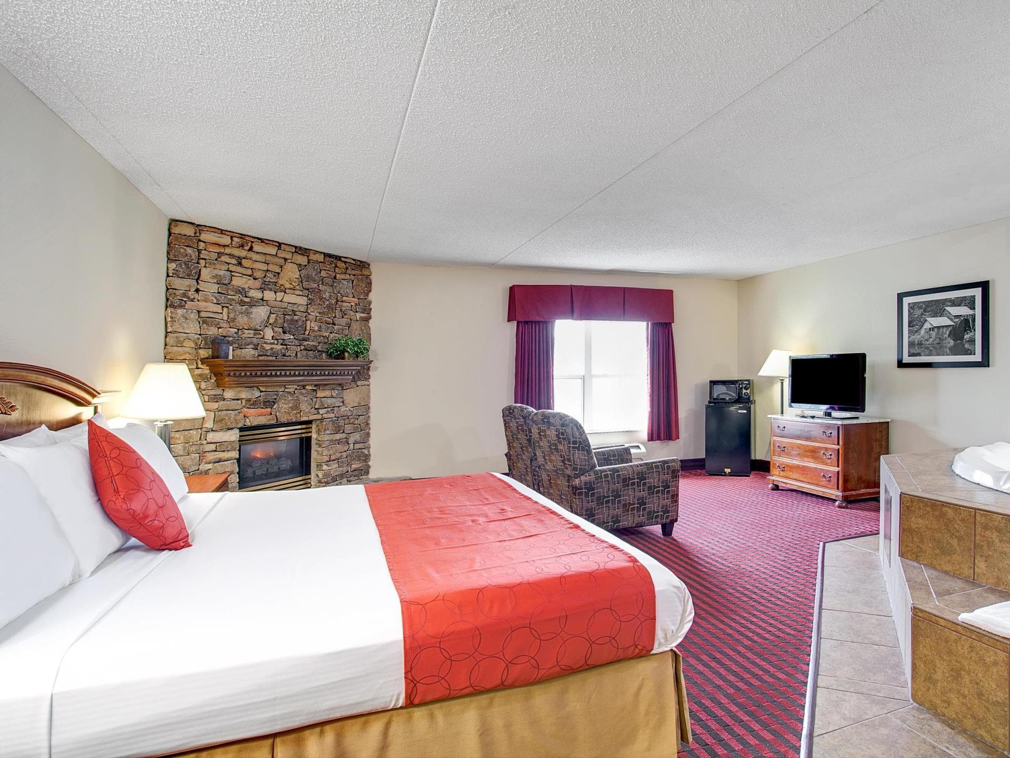 Ramada by Wyndham Pigeon Forge North photo 2